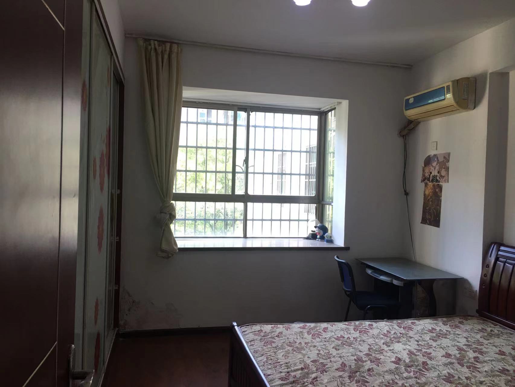 梓怡华盛家园 3室2厅2卫 1668.0元/月 梓怡华盛家园 3室2厅2卫 1668.0元/月室内图