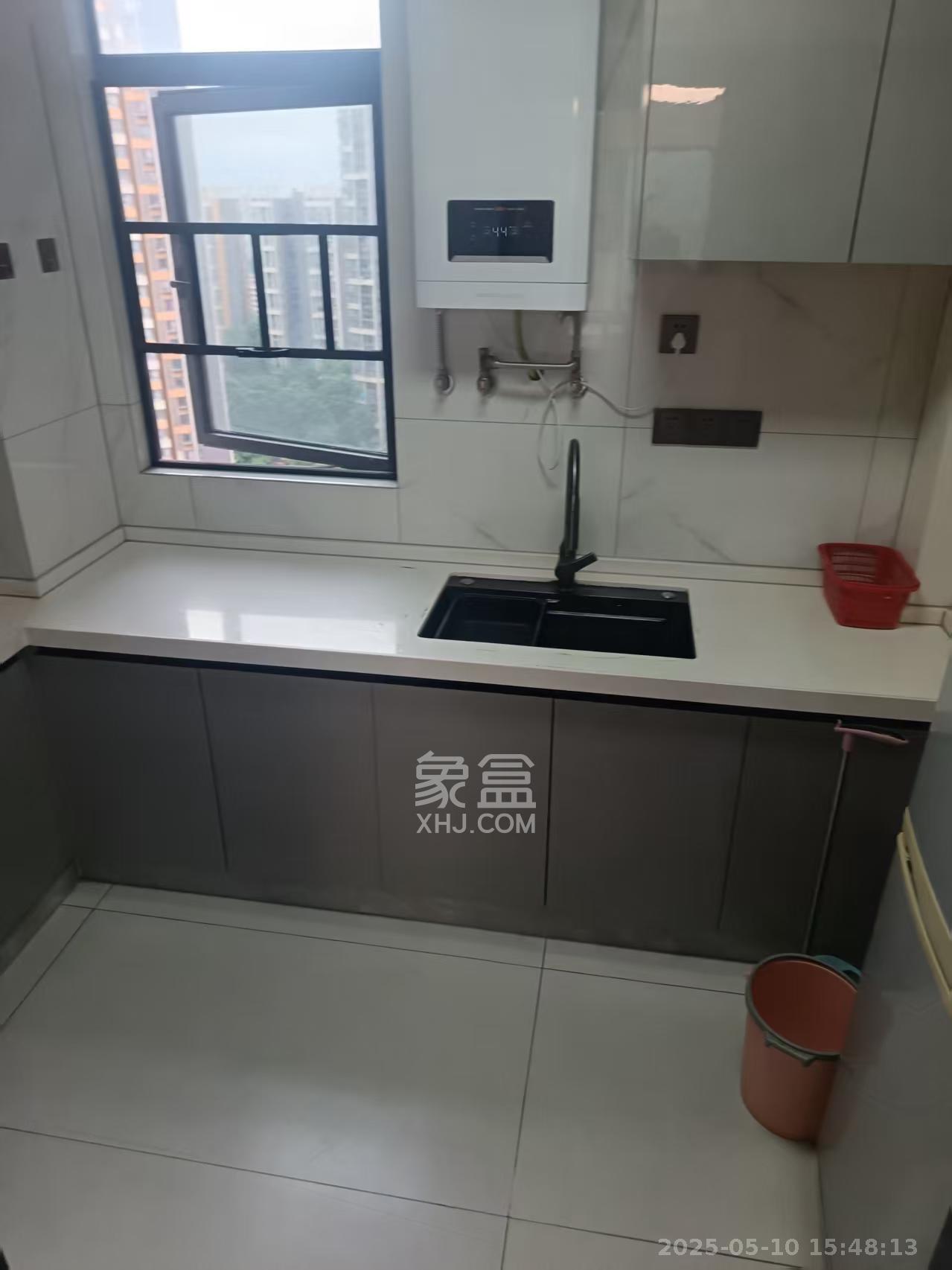 桃花嘉园 3室2厅2卫 2500.0元/月 桃花嘉园 3室2厅2卫 2500.0元/月室内图