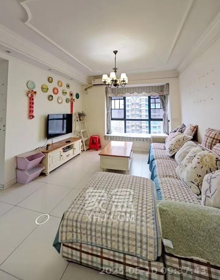 华美公寓(新猎鹰公寓) 4室2厅1卫 2200.0元/月 华美公寓(新猎鹰公寓) 4室2厅1卫 2200.0元/月室内图