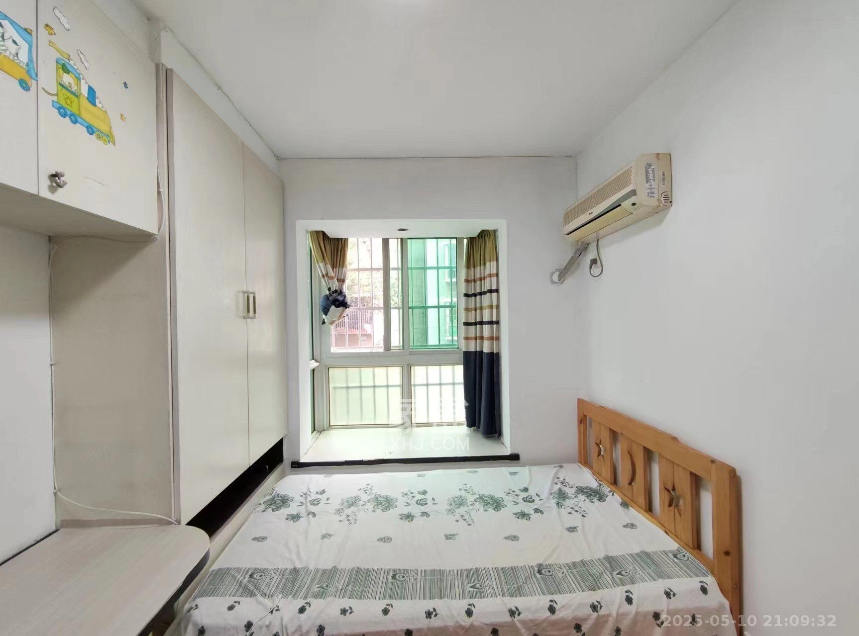 鸿景苑 2室1厅1卫 2400.0元/月 鸿景苑 2室1厅1卫 2400.0元/月室内图