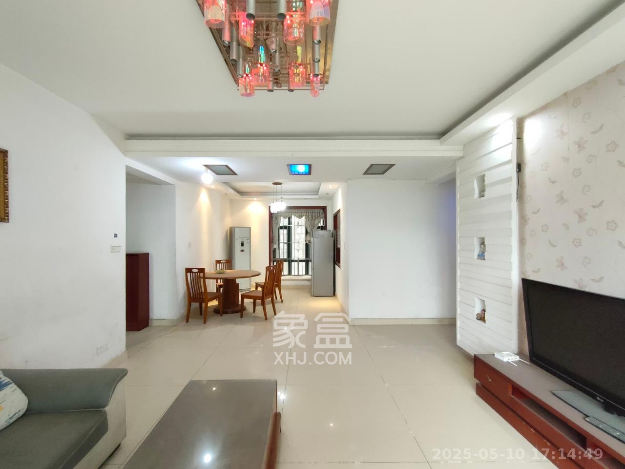 凯乐湘园  3室2厅2卫    2700.0元/月室内图1
