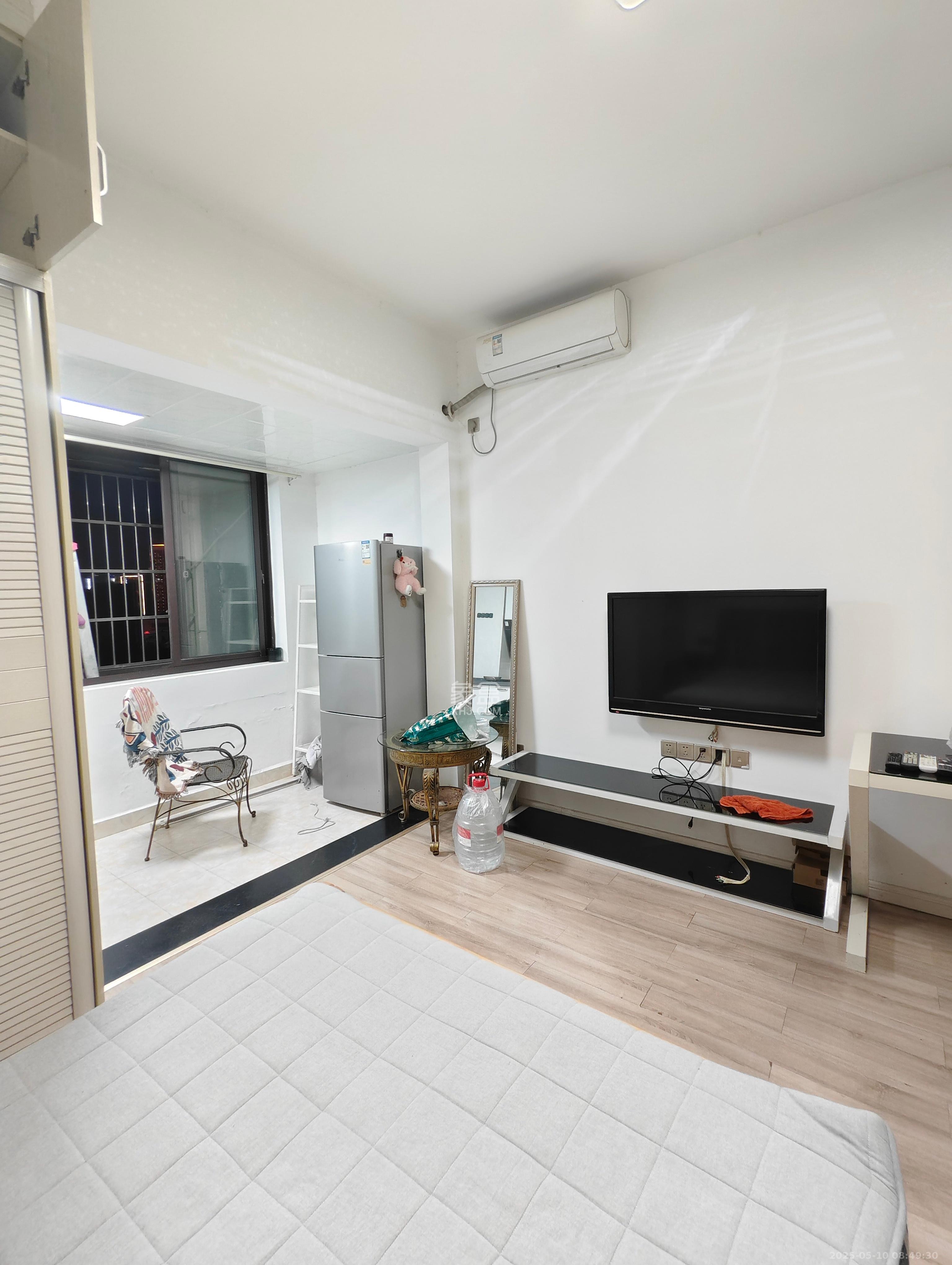 长房天翼未来城 1室0厅1卫 1800.0元/月 长房天翼未来城 1室0厅1卫 1800.0元/月室内图