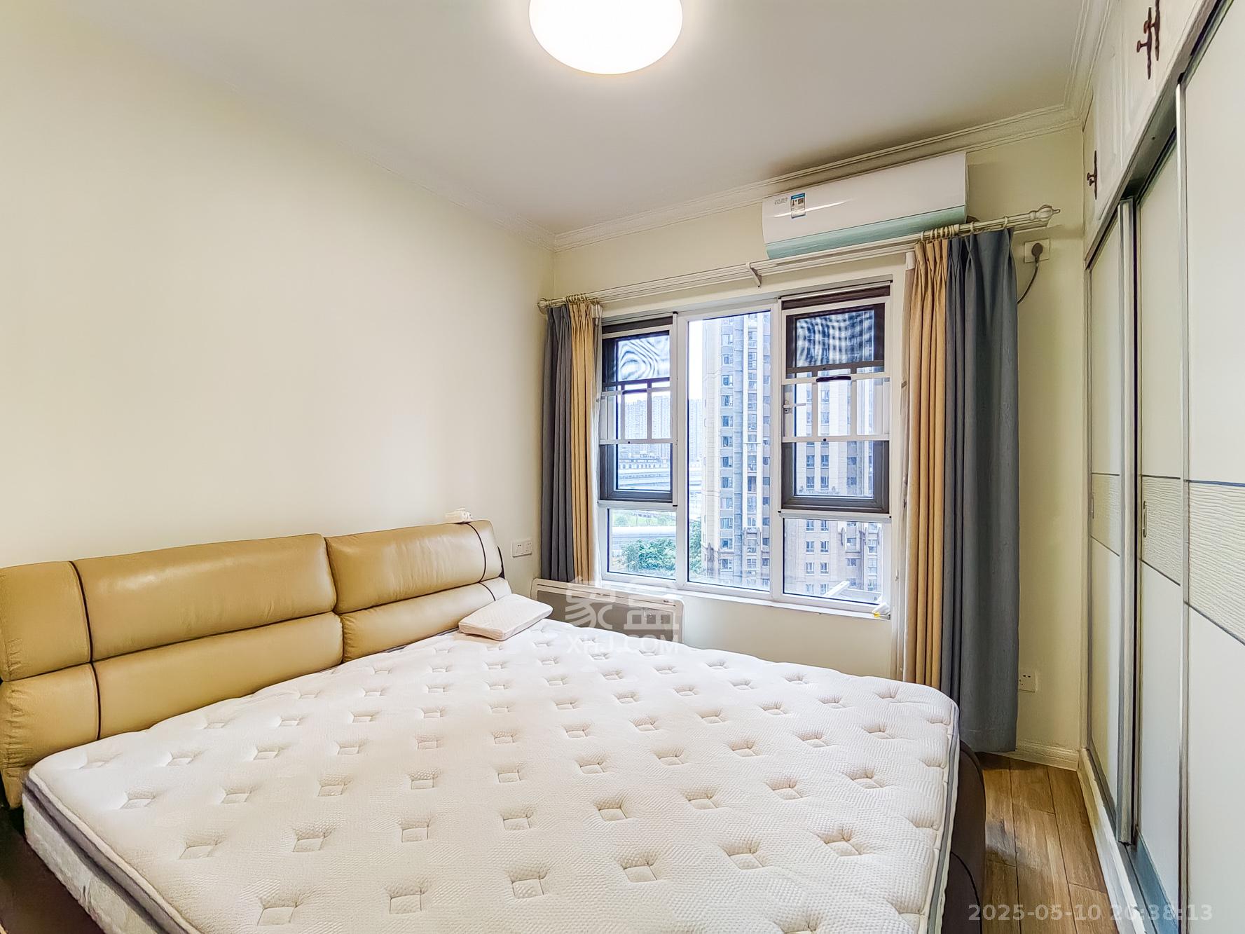 荣盛花语城 3室2厅2卫 86.8万 荣盛花语城 3室2厅2卫 86.8万卧室