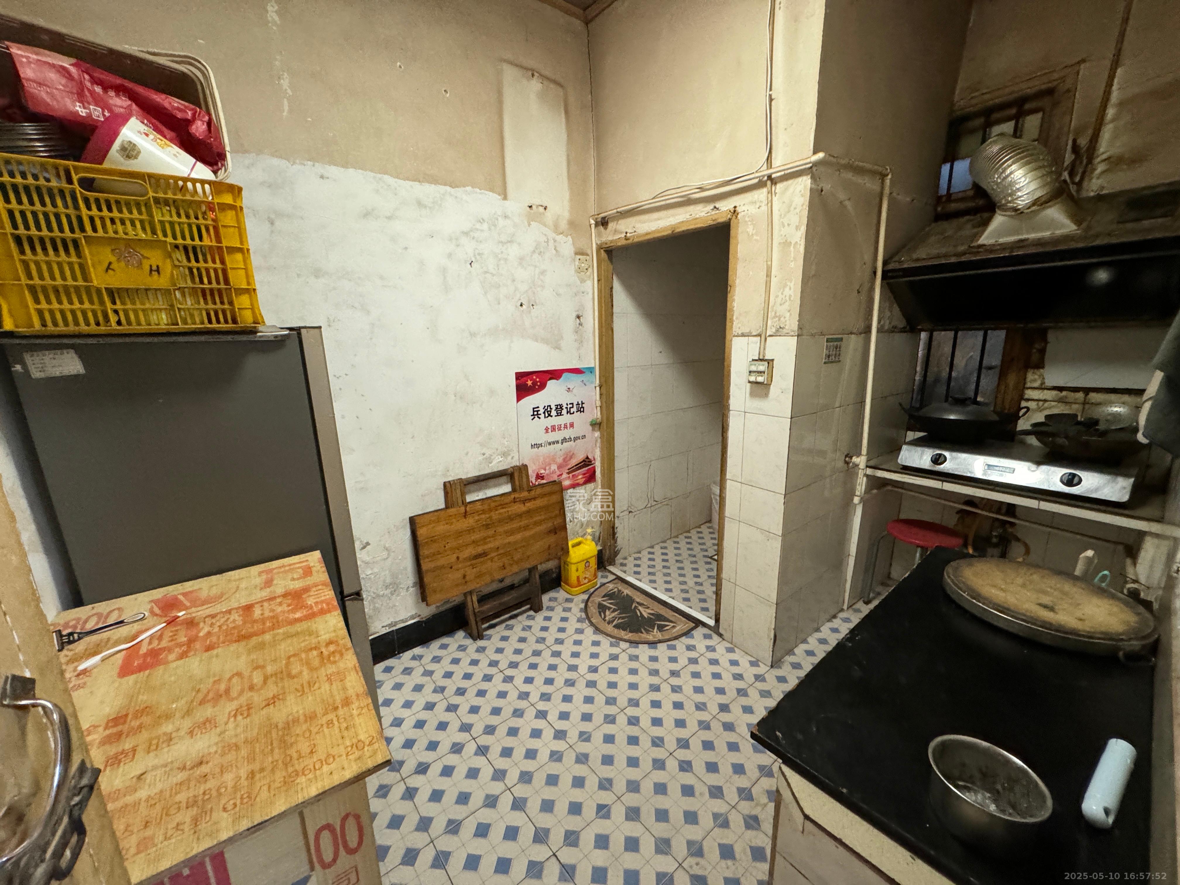 东牌楼街散盘  2室1厅1卫    1500.0元/月 东牌楼街散盘  2室1厅1卫    1500.0元/月室内图