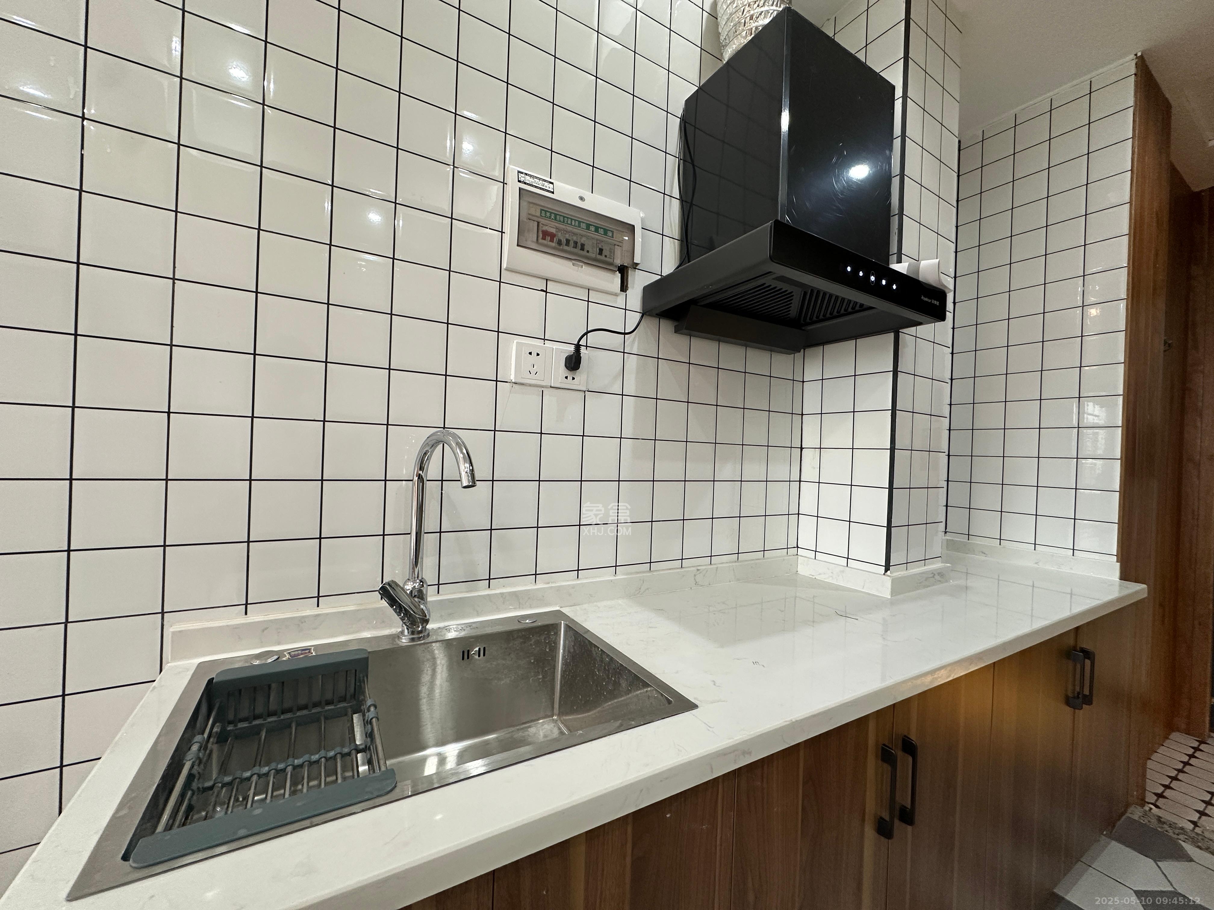 宇成开福广场 0室0厅1卫 1800.0元/月 宇成开福广场 0室0厅1卫 1800.0元/月室内图