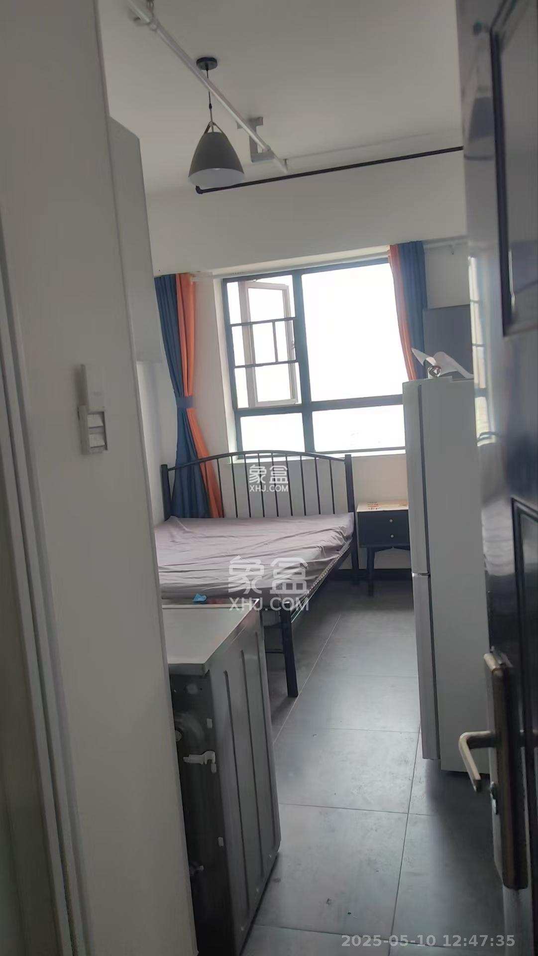 学士翰林苑  1室1厅1卫    1000.0元/月 学士翰林苑  1室1厅1卫    1000.0元/月室内图1