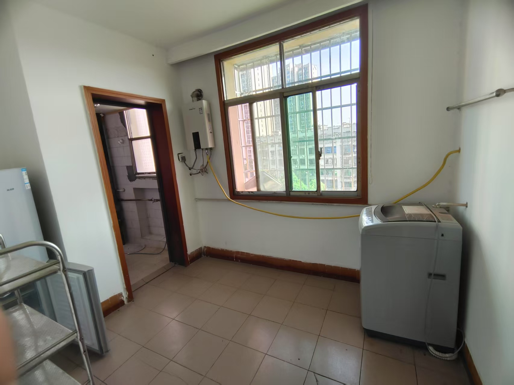 金花苑小区 3室2厅1卫 800.0元/月 金花苑小区 3室2厅1卫 800.0元/月室内图