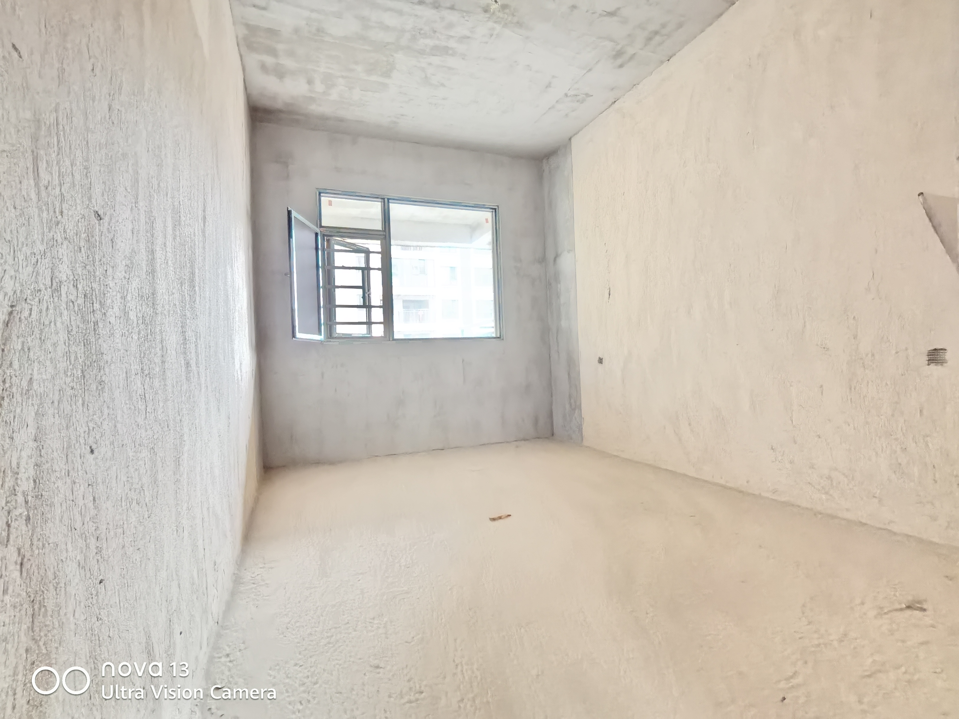 鹏泰天麓  6室4厅4卫    156.8万 鹏泰天麓  6室4厅4卫    156.8万客厅