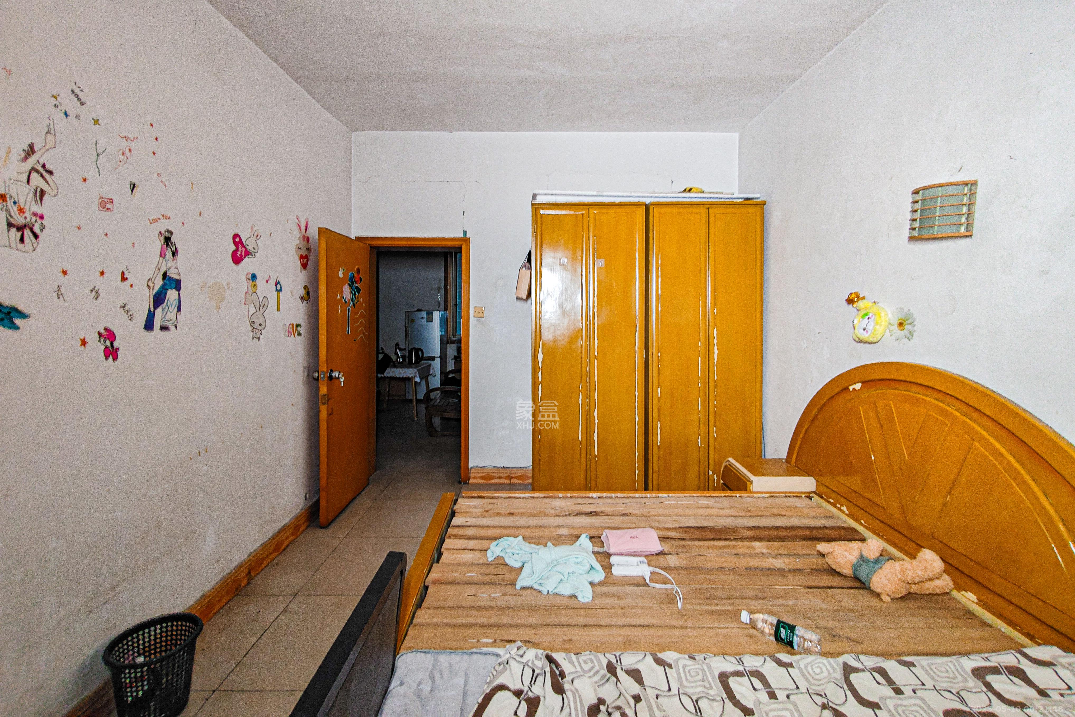 冶金厅宿舍(祝威岗13号) 3室1厅1卫 50.0万 冶金厅宿舍(祝威岗13号) 3室1厅1卫 50.0万卧室