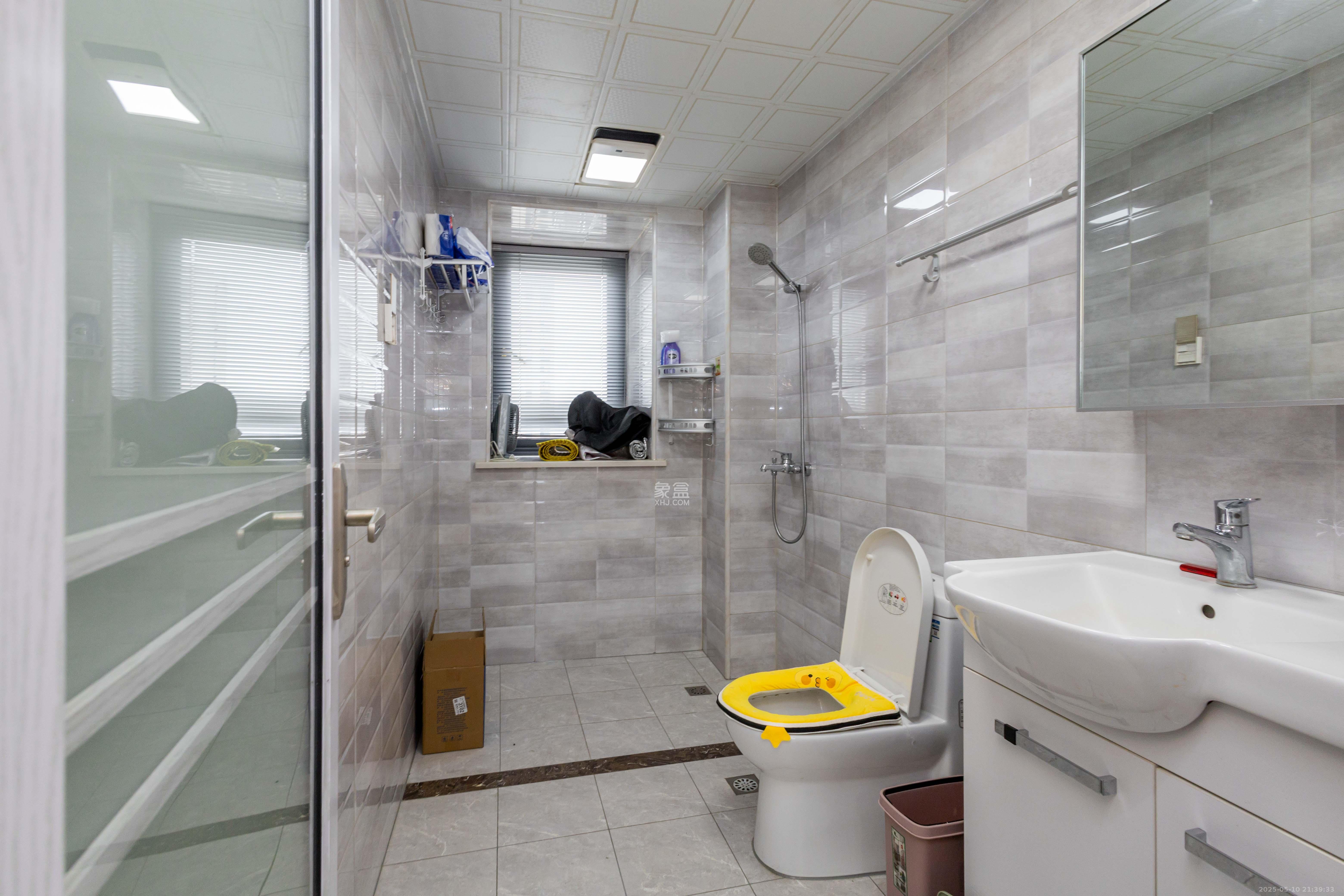 金科天悦(金科美邻汇) 3室2厅2卫 96.8万 金科天悦(金科美邻汇) 3室2厅2卫 96.8万卫生间