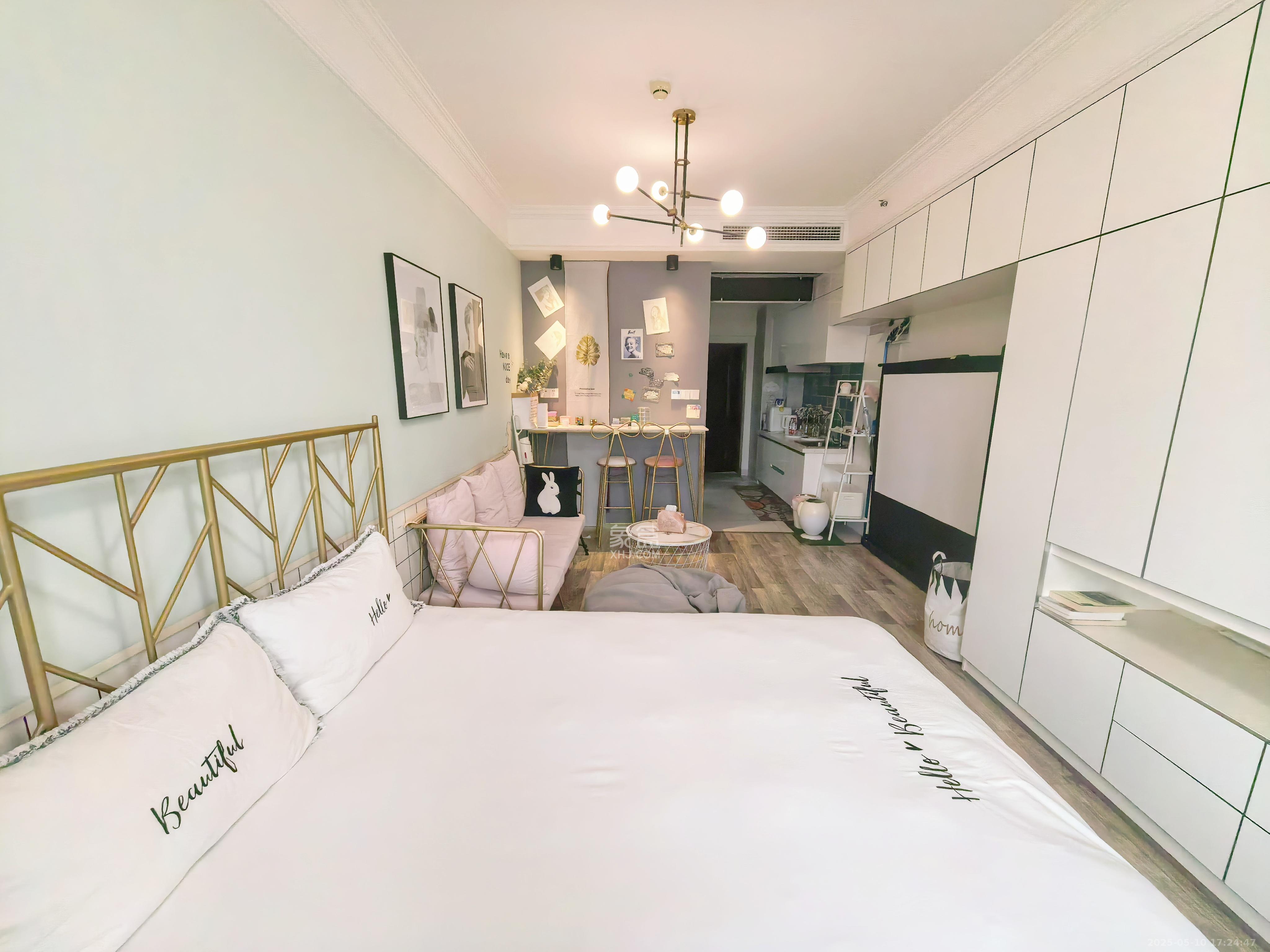 旭辉国际广场(永升商业广场)  1室1厅1卫    2100.0元/月 旭辉国际广场(永升商业广场)  1室1厅1卫    2100.0元/月室内图