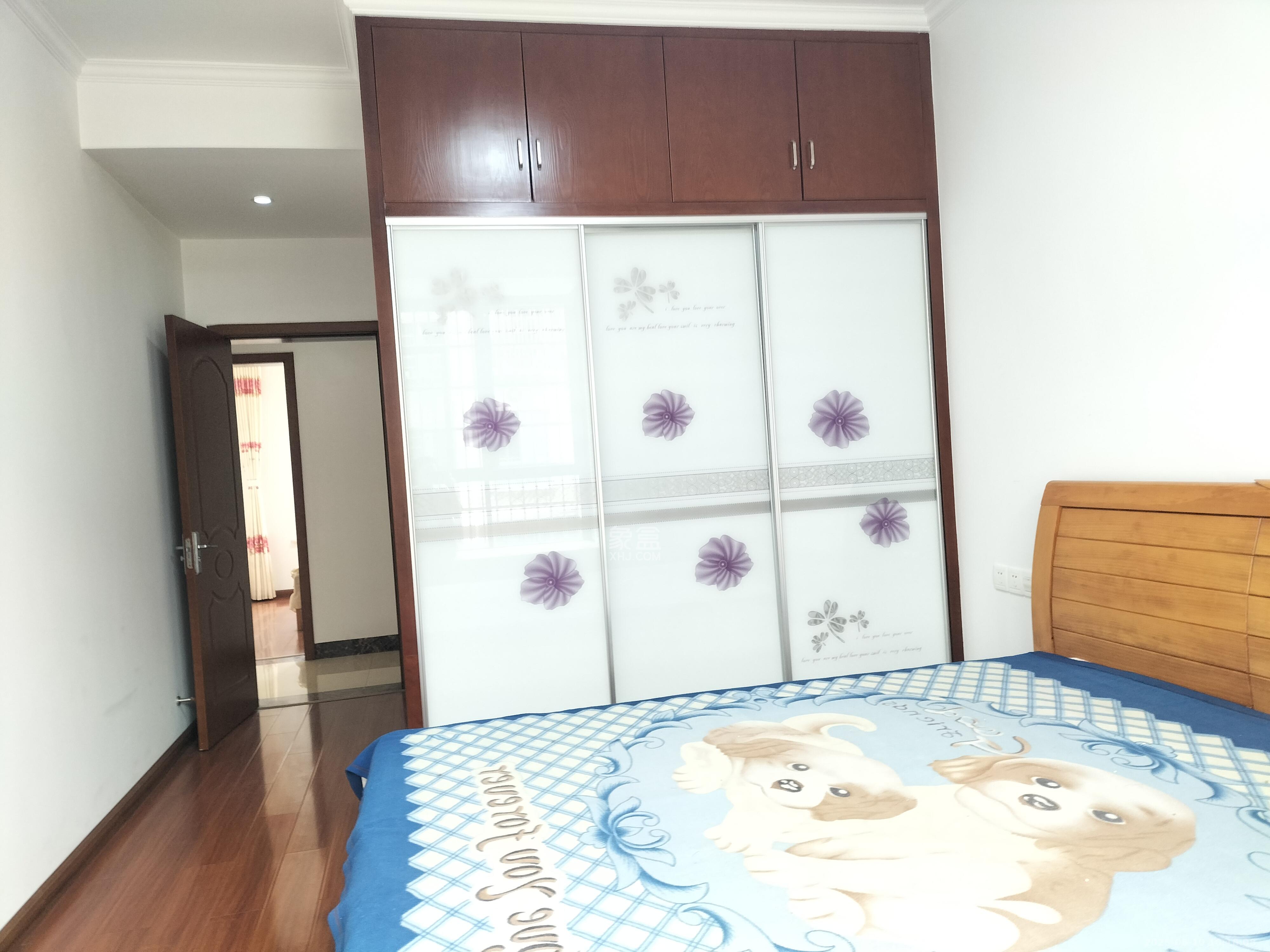 园艺小区 3室2厅2卫 2000.0元/月 园艺小区 3室2厅2卫 2000.0元/月室内图