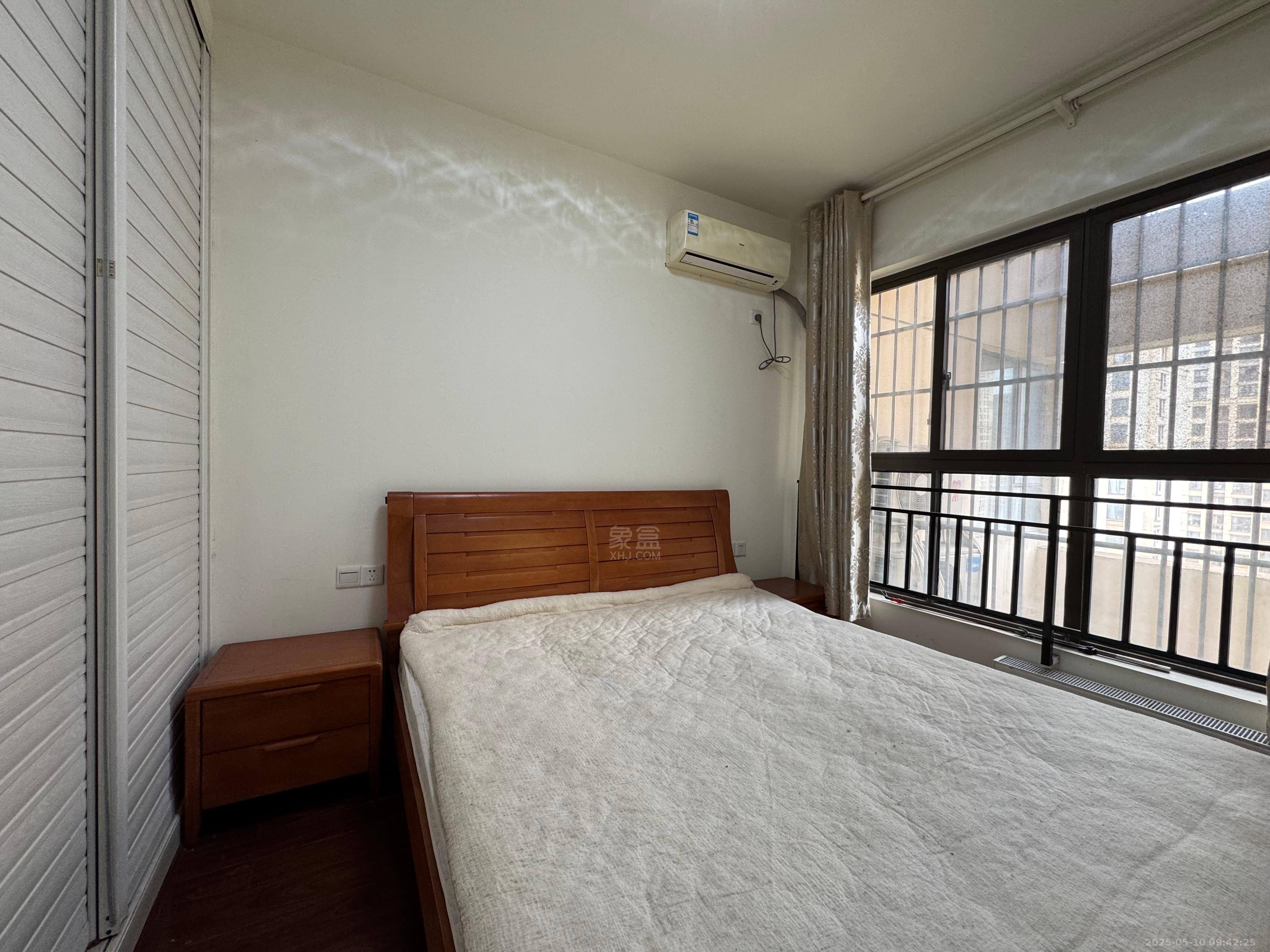 佳兆业金域天下二期  3室2厅1卫    1600.0元/月 佳兆业金域天下二期  3室2厅1卫    1600.0元/月室内图