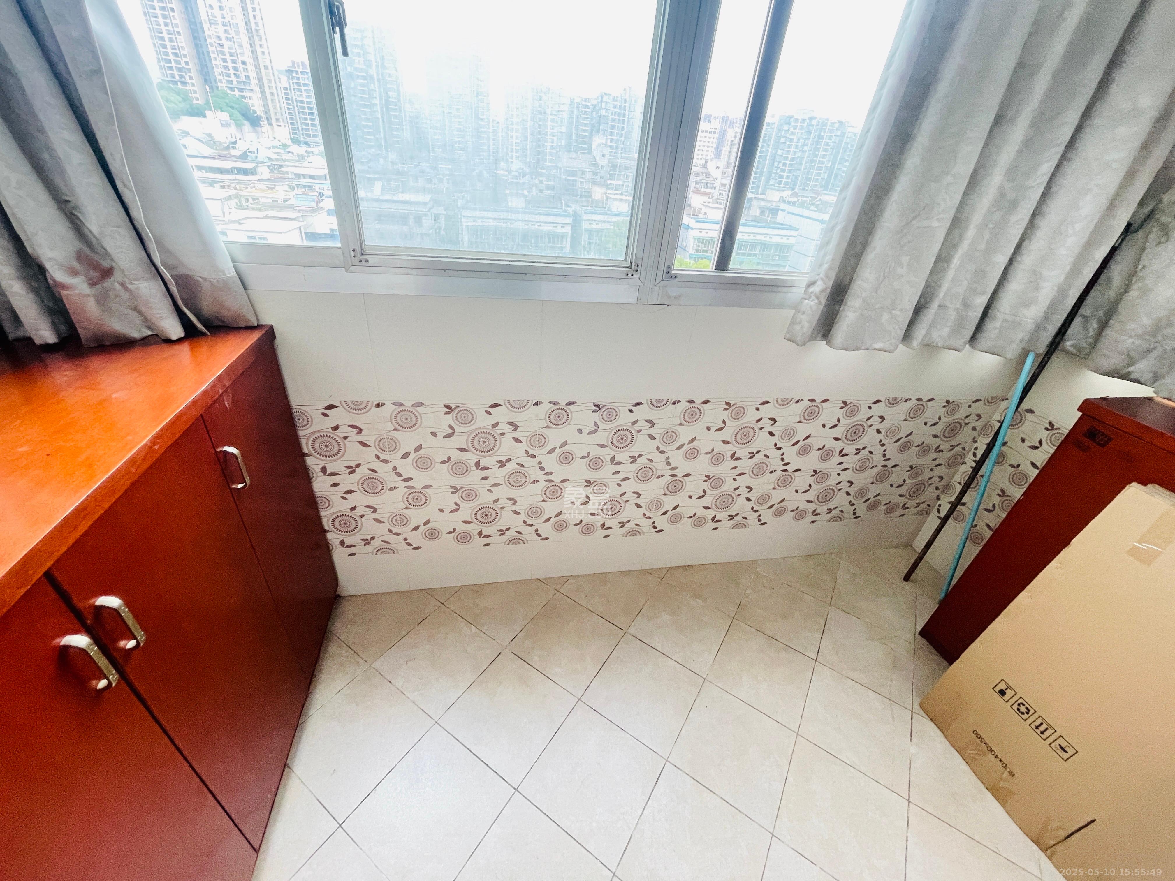 东城一品（国杰大厦）  3室2厅1卫    2400.0元/月室内图