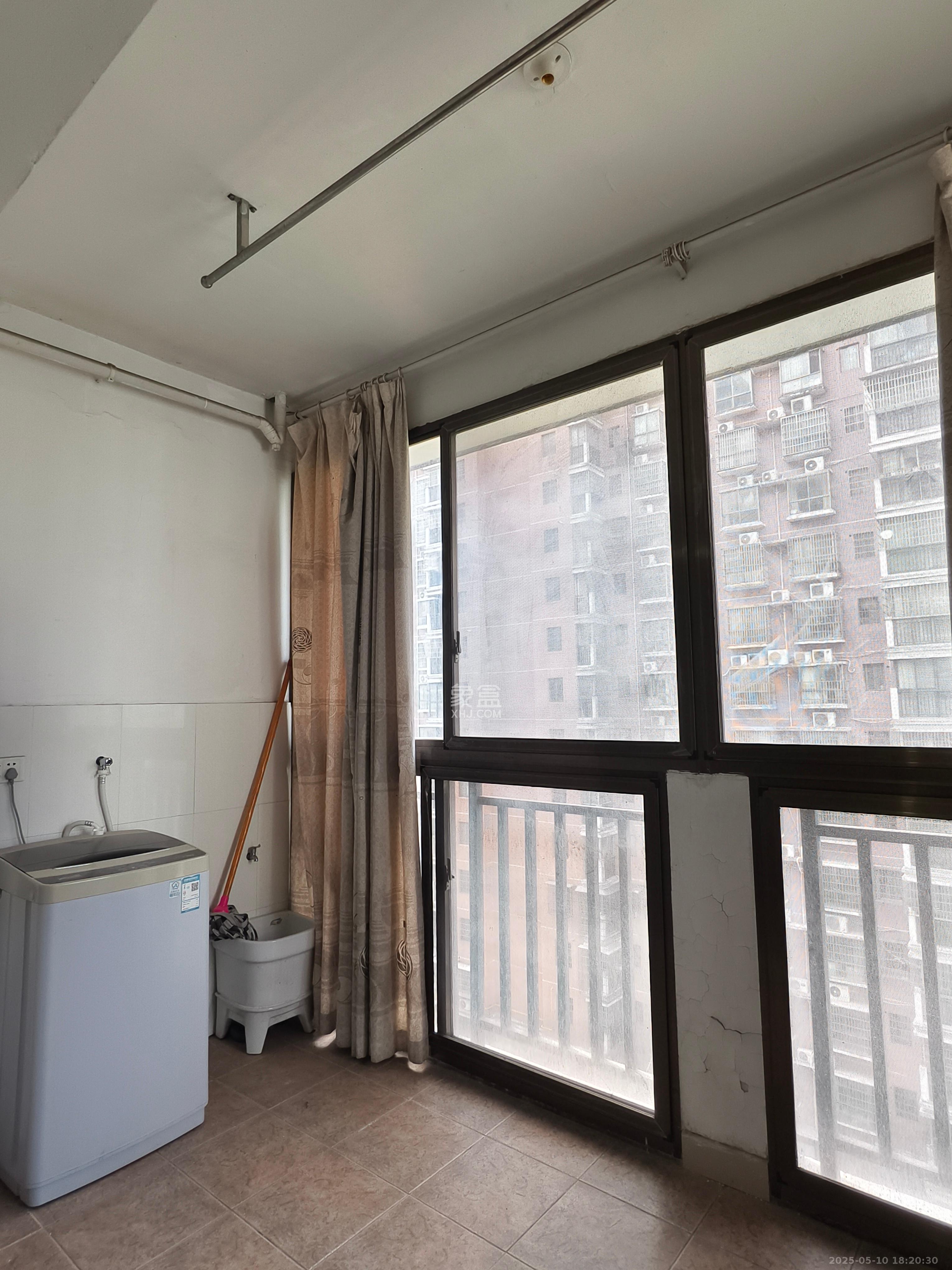 蟠龙欣苑  2室2厅1卫   1300.00元/月室内图