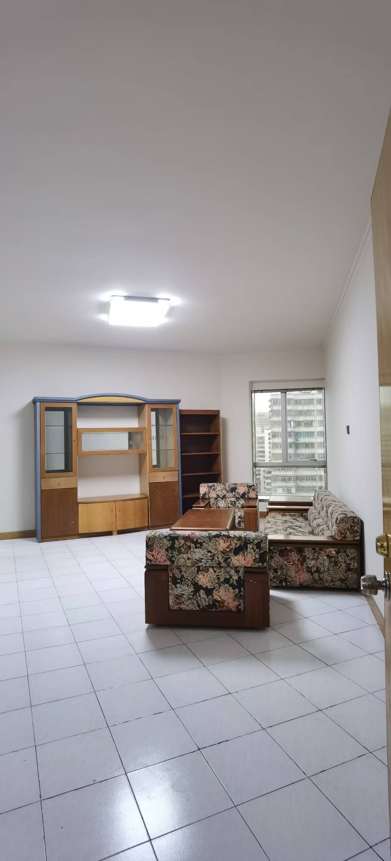 帝晶大厦  2室2厅1卫   2800.00元/月室内图