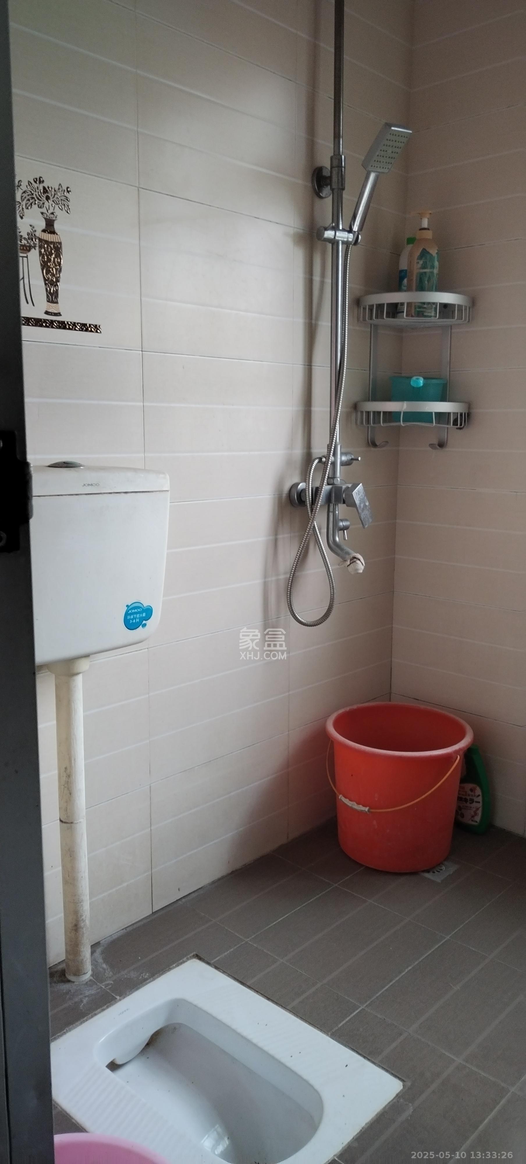 瑞都华庭(华庭美苑)  3室2厅1卫    2500.0元/月 瑞都华庭(华庭美苑)  3室2厅1卫    2500.0元/月室内图