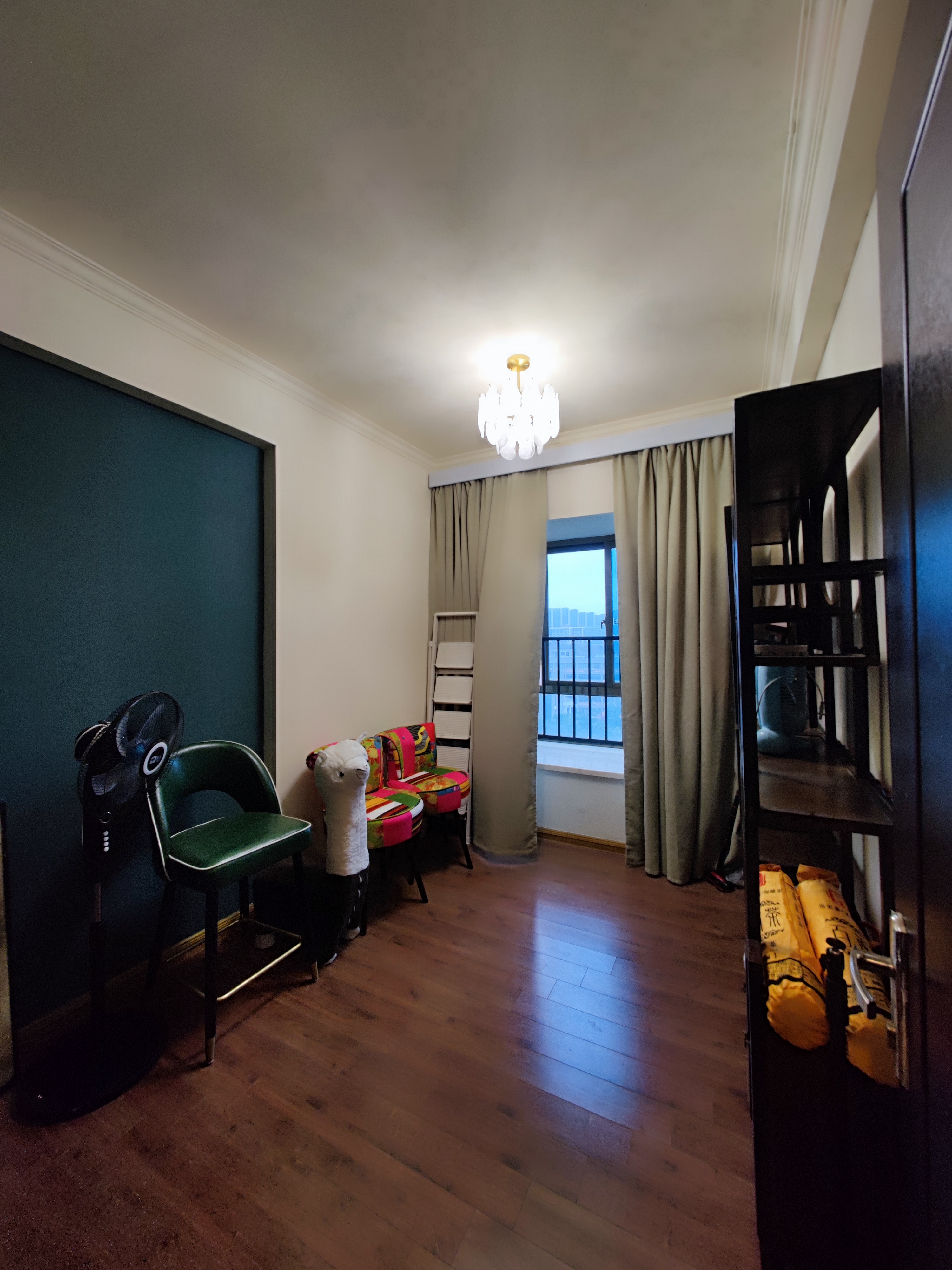 碧桂园 4室2厅2卫 2000.0元/月 碧桂园 4室2厅2卫 2000.0元/月室内图