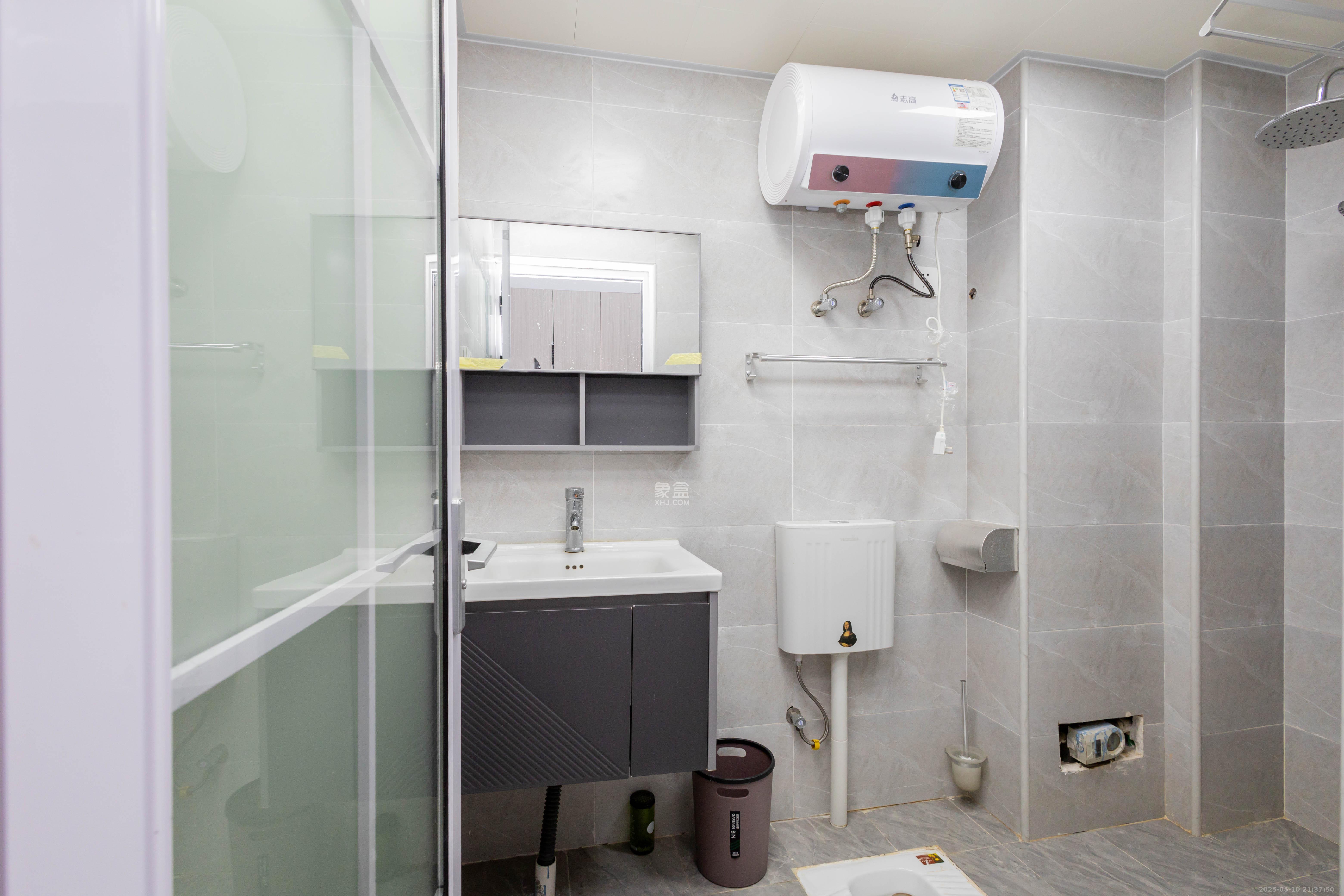 辉宏橄榄城  1室1厅1卫    25.0万 辉宏橄榄城  1室1厅1卫    25.0万卫生间