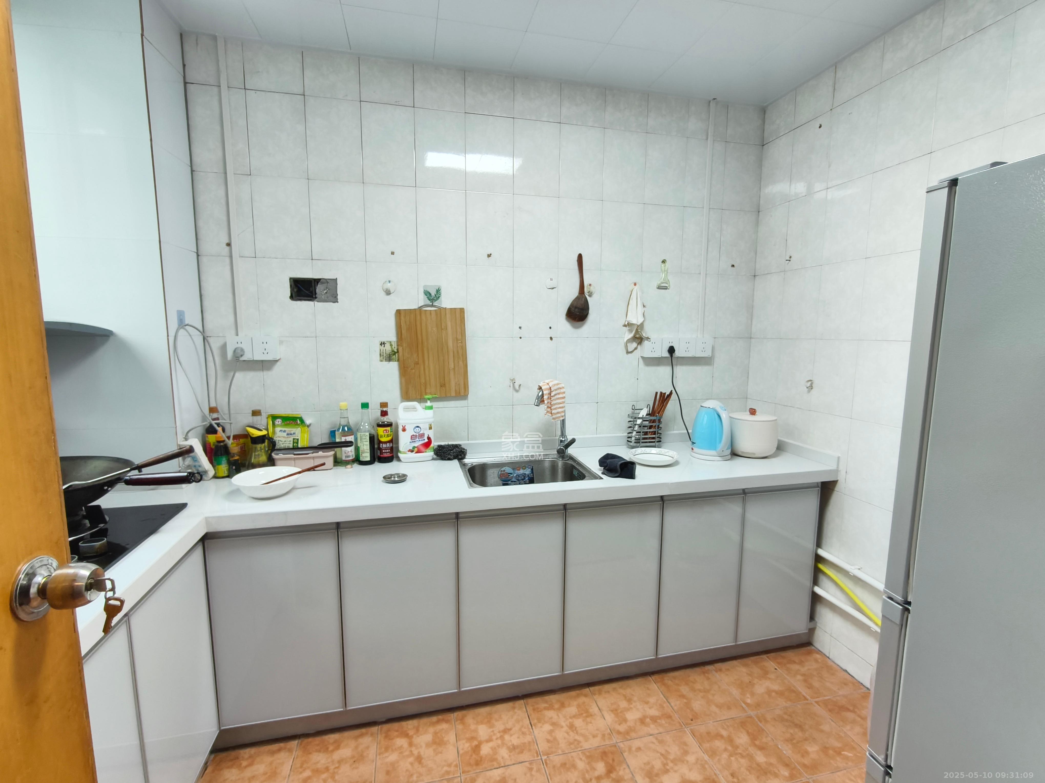 福临阁  2室1厅1卫    3200.0元/月 福临阁  2室1厅1卫    3200.0元/月室内图