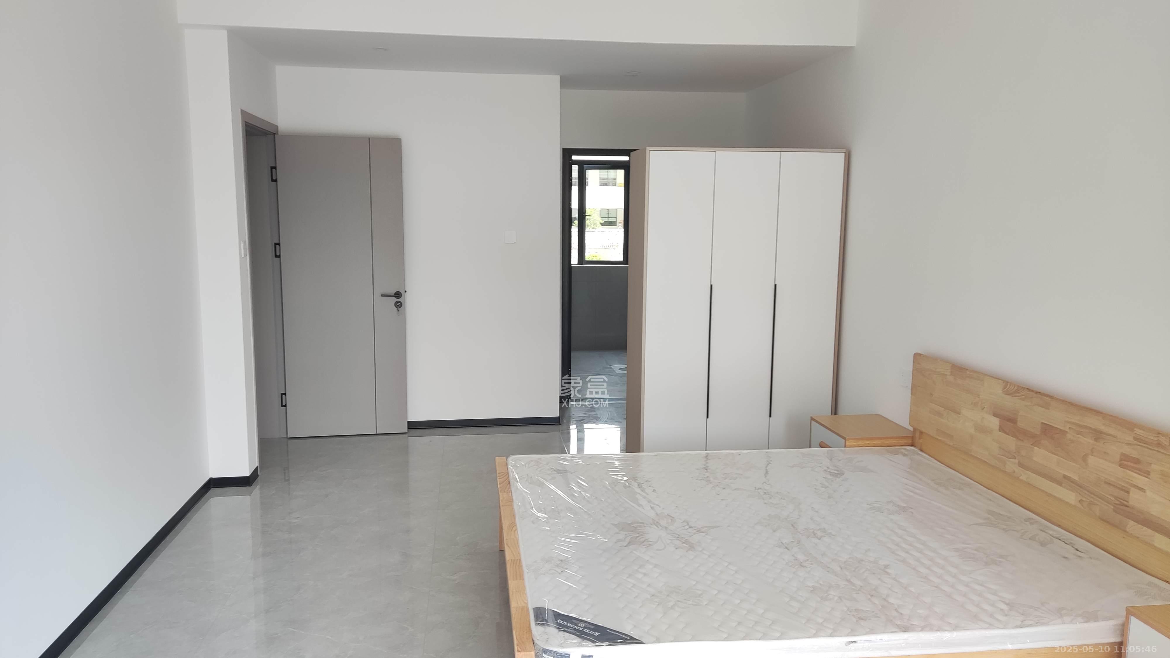 先锋新宇 3室2厅2卫 2500.0元/月 先锋新宇 3室2厅2卫 2500.0元/月室内图