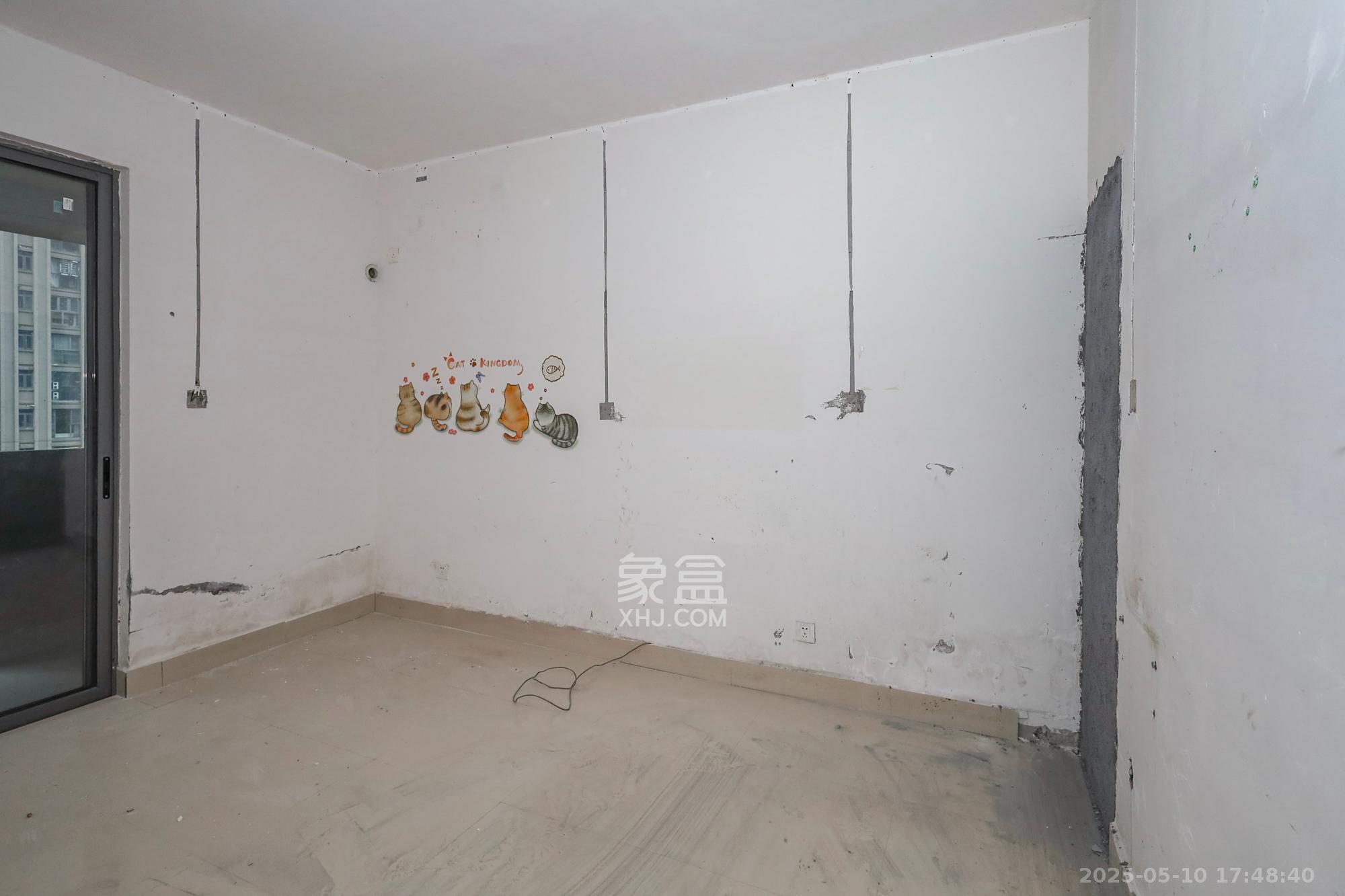 八方小区B区 3室2厅2卫 365.0万 八方小区B区 3室2厅2卫 365.0万卧室