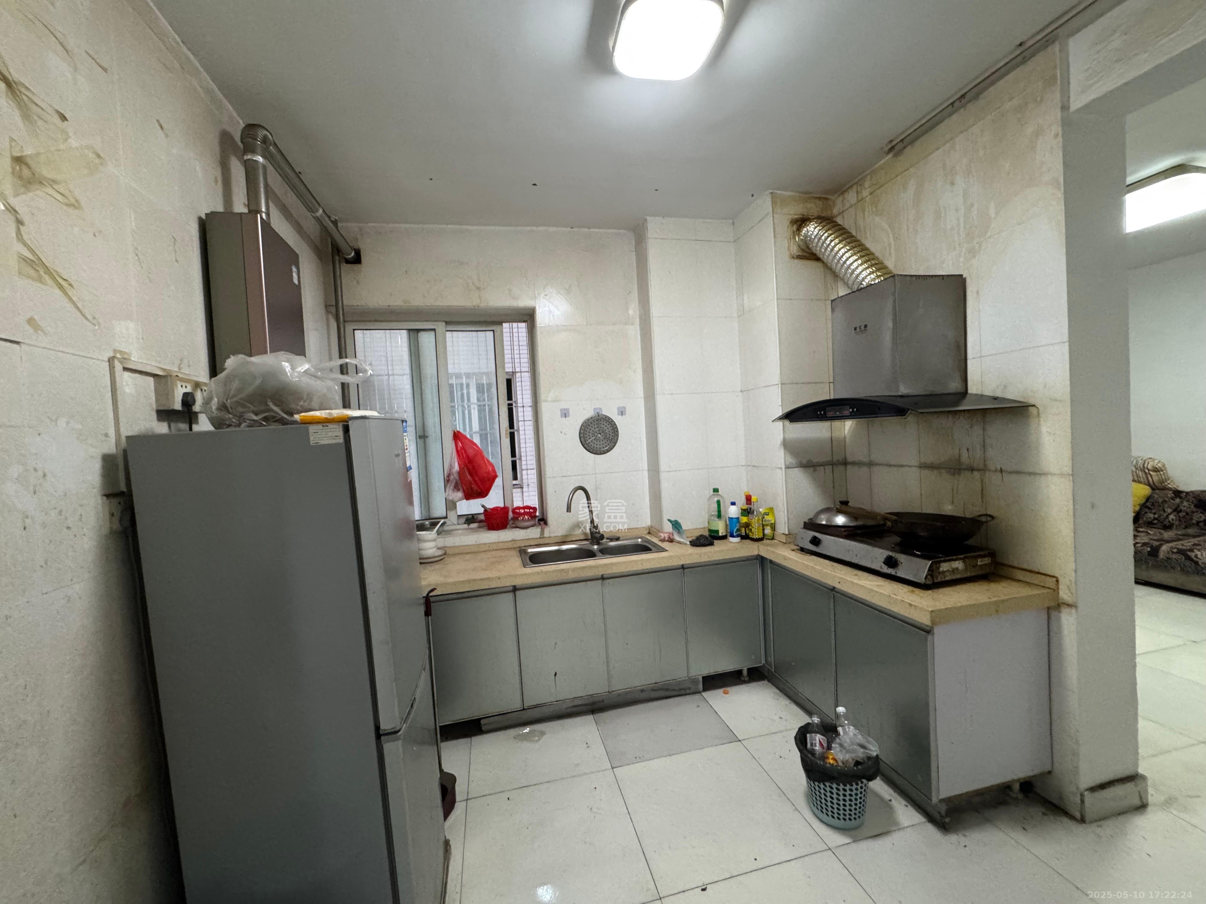 星典时代  2室0厅0卫    1700.0元/月 星典时代  2室0厅0卫    1700.0元/月室内图