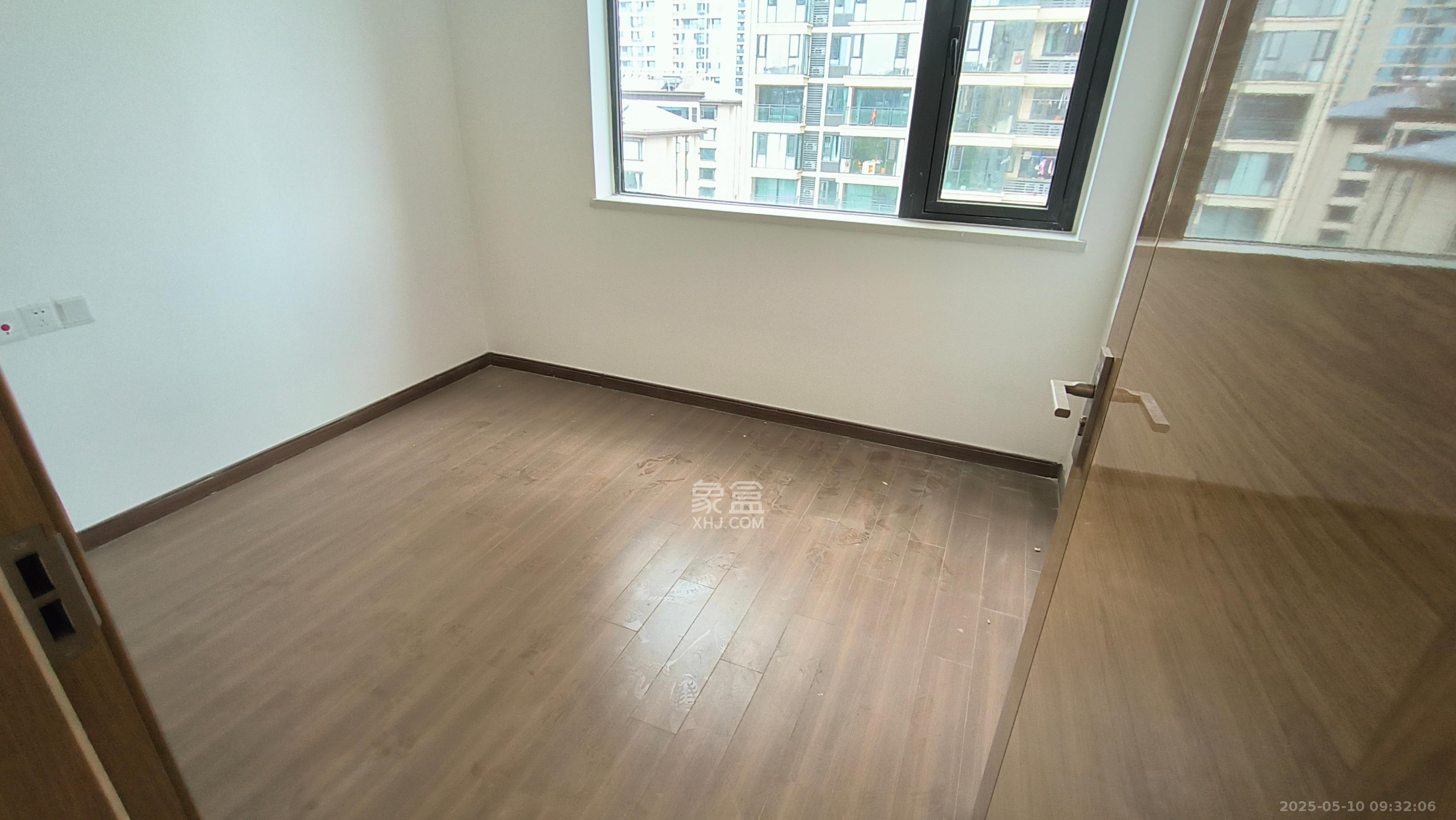 保利天汇 4室2厅2卫 3800.0元/月 保利天汇 4室2厅2卫 3800.0元/月室内图