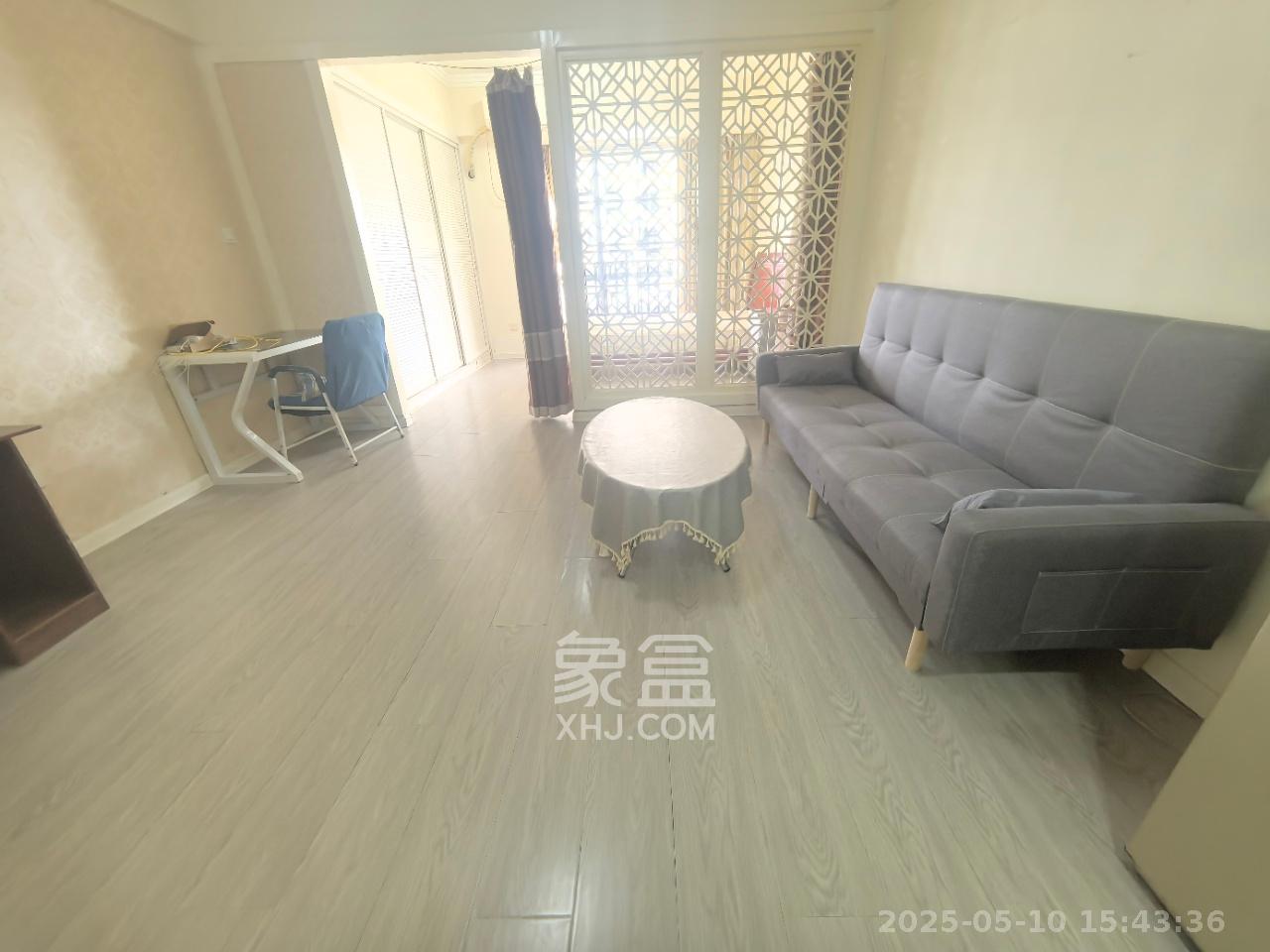 西子一间  1室1厅1卫   1700.00元/月