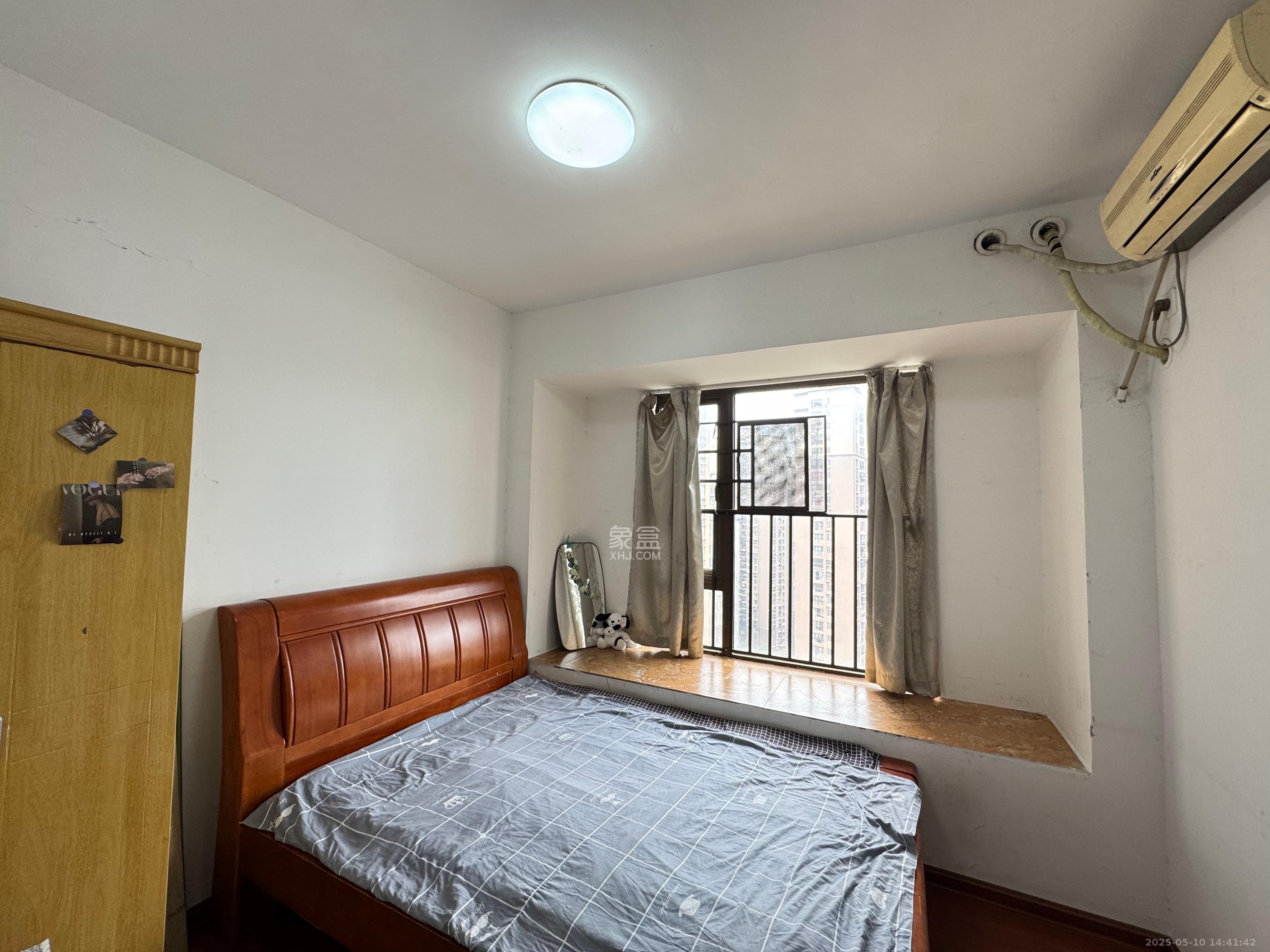 华润凤凰城三期 3室2厅1卫 1500.0元/月 华润凤凰城三期 3室2厅1卫 1500.0元/月室内图