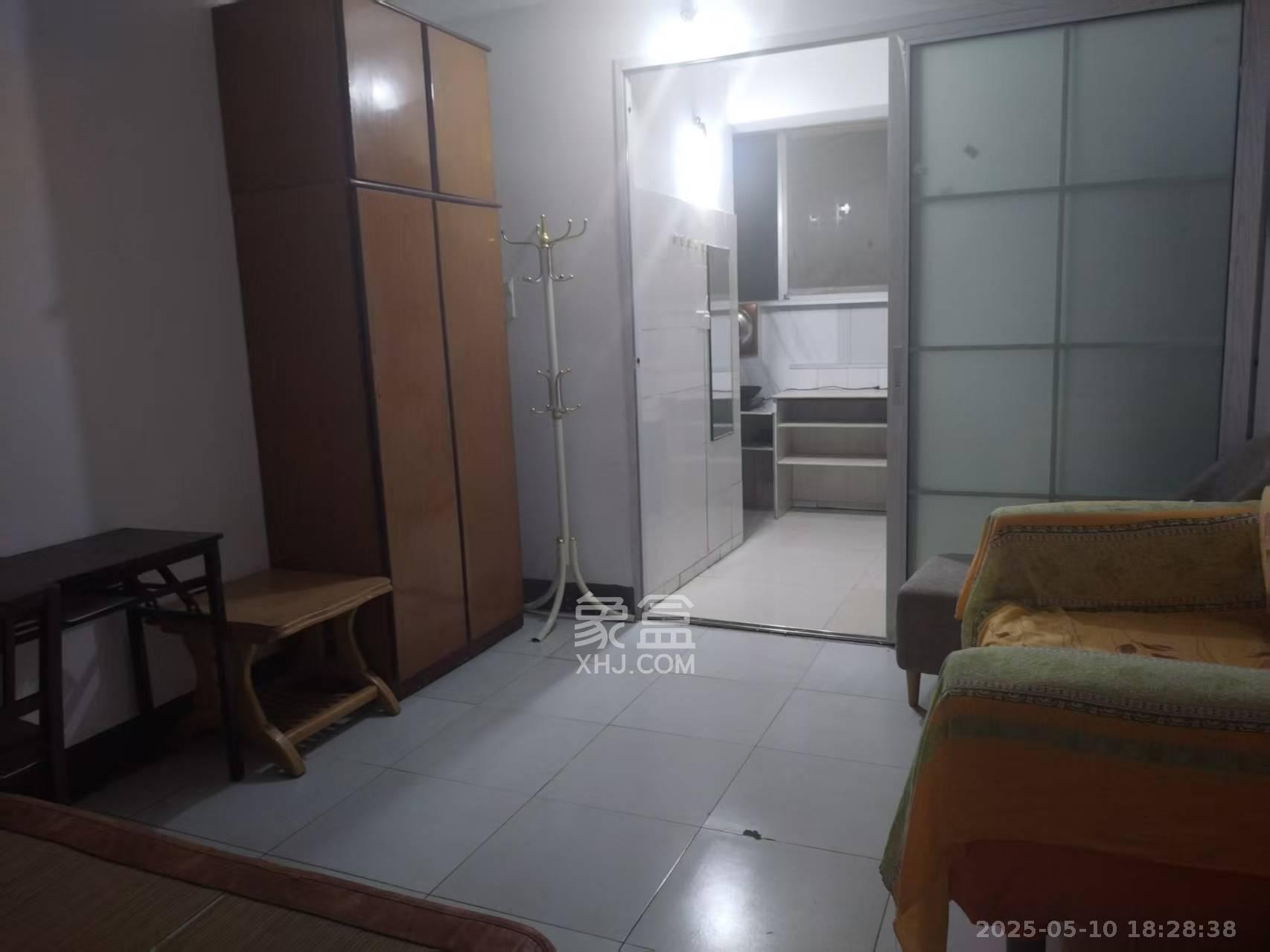 砂子塘社区  1室1厅1卫    1200.0元/月 砂子塘社区  1室1厅1卫    1200.0元/月室内图1