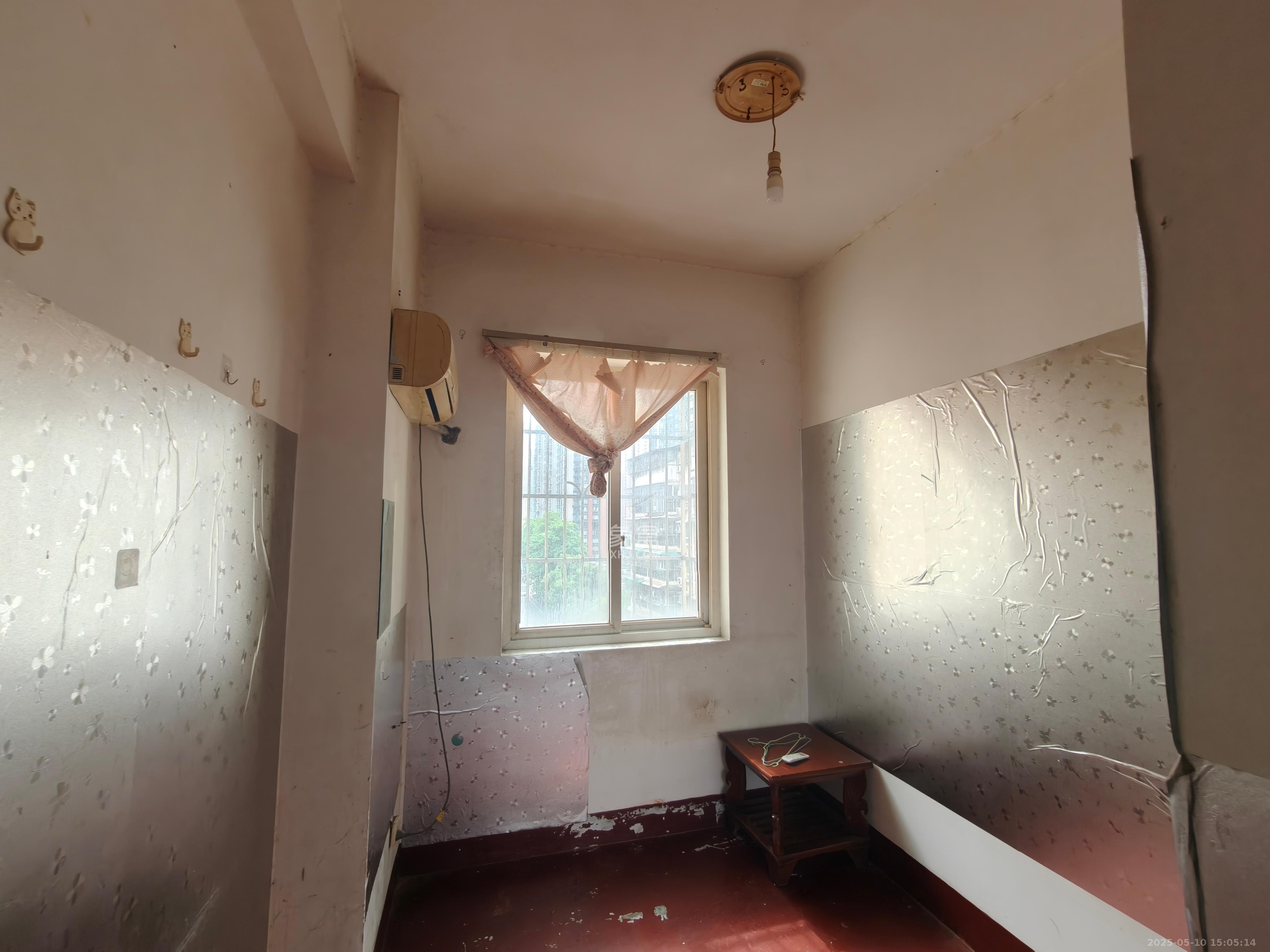 明珠苑 3室2厅1卫 2500.0元/月 明珠苑 3室2厅1卫 2500.0元/月室内图