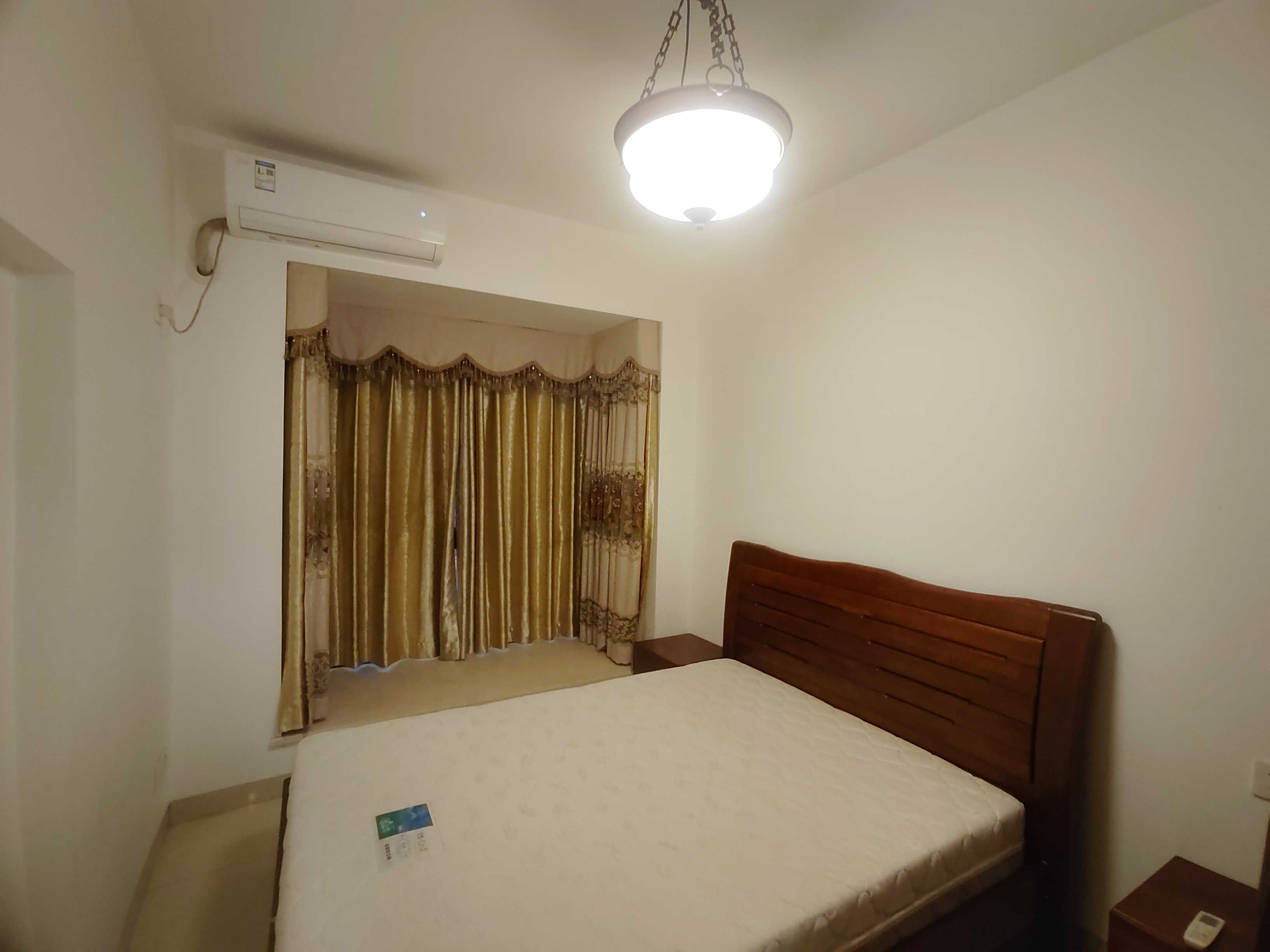 环强御景湾  1室1厅1卫   2300.00元/月室内图