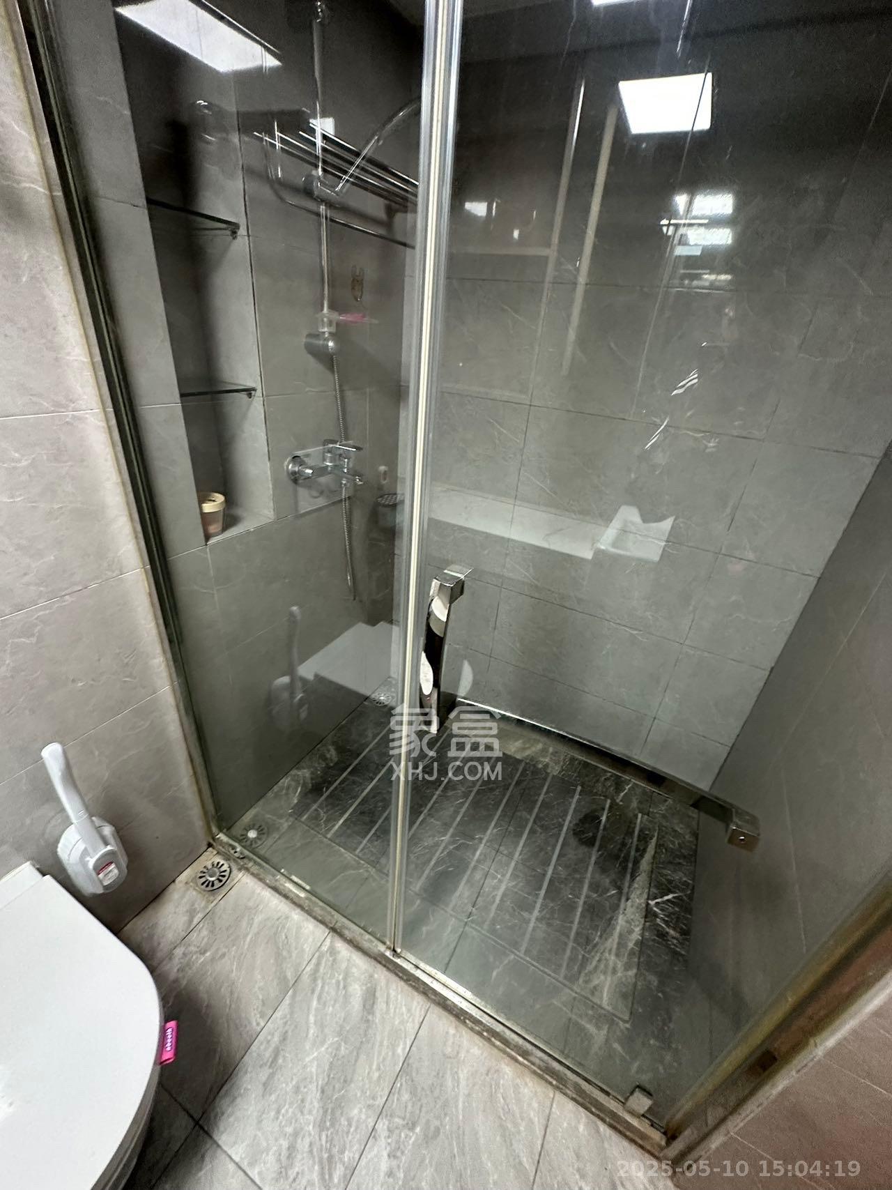 梦想新天地  2室1厅1卫   2200.00元/月室内图