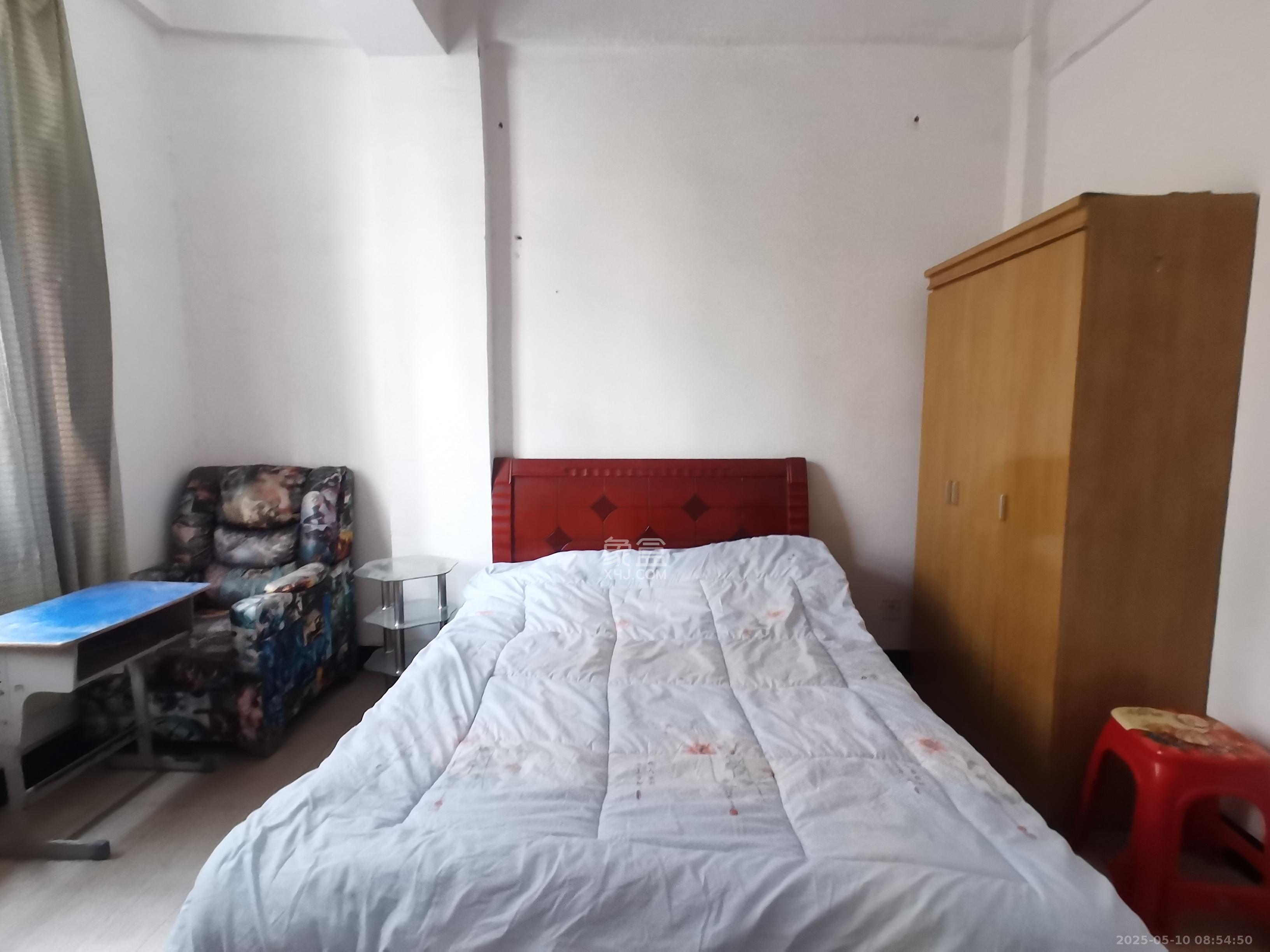 泉塘小区 3室2厅1卫 1200.0元/月 泉塘小区 3室2厅1卫 1200.0元/月室内图