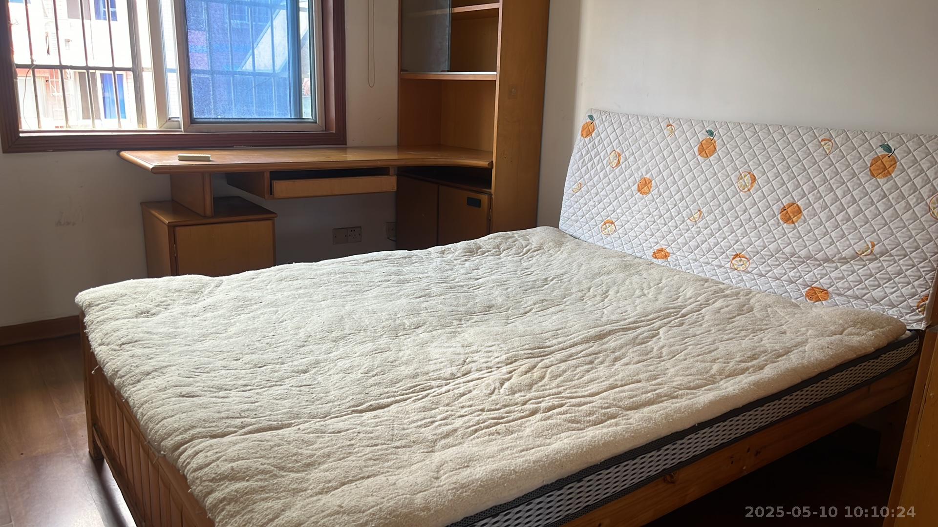 四方小区  3室2厅2卫   2200.00元/月室内图