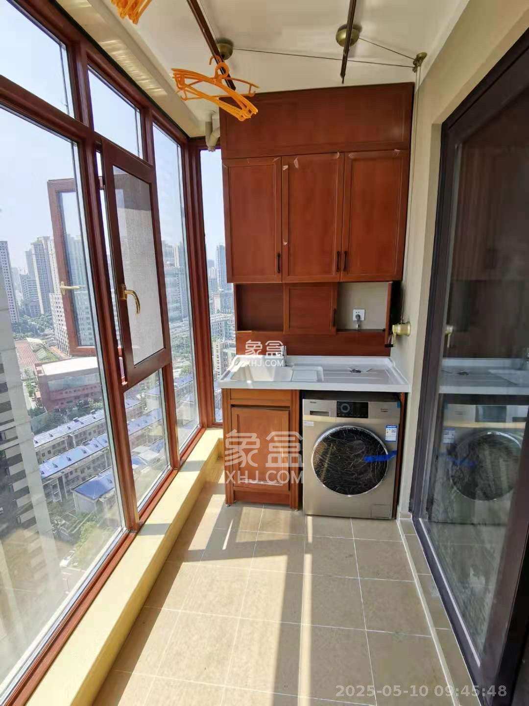 万科里金域国际 3室2厅2卫 4300.0元/月 万科里金域国际 3室2厅2卫 4300.0元/月室内图