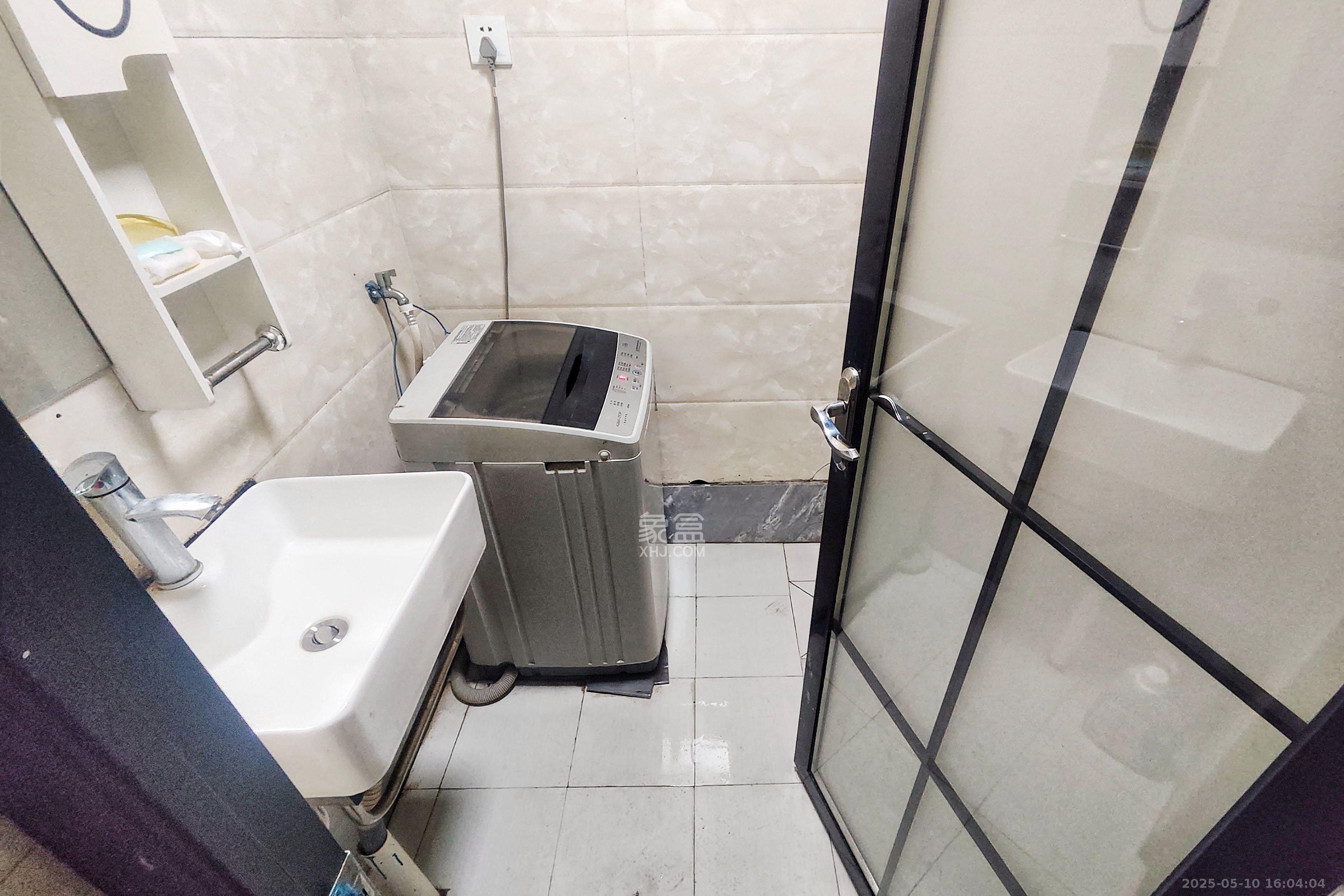 北辰三角洲E4区 3室1厅1卫 2000.0元/月 北辰三角洲E4区 3室1厅1卫 2000.0元/月室内图