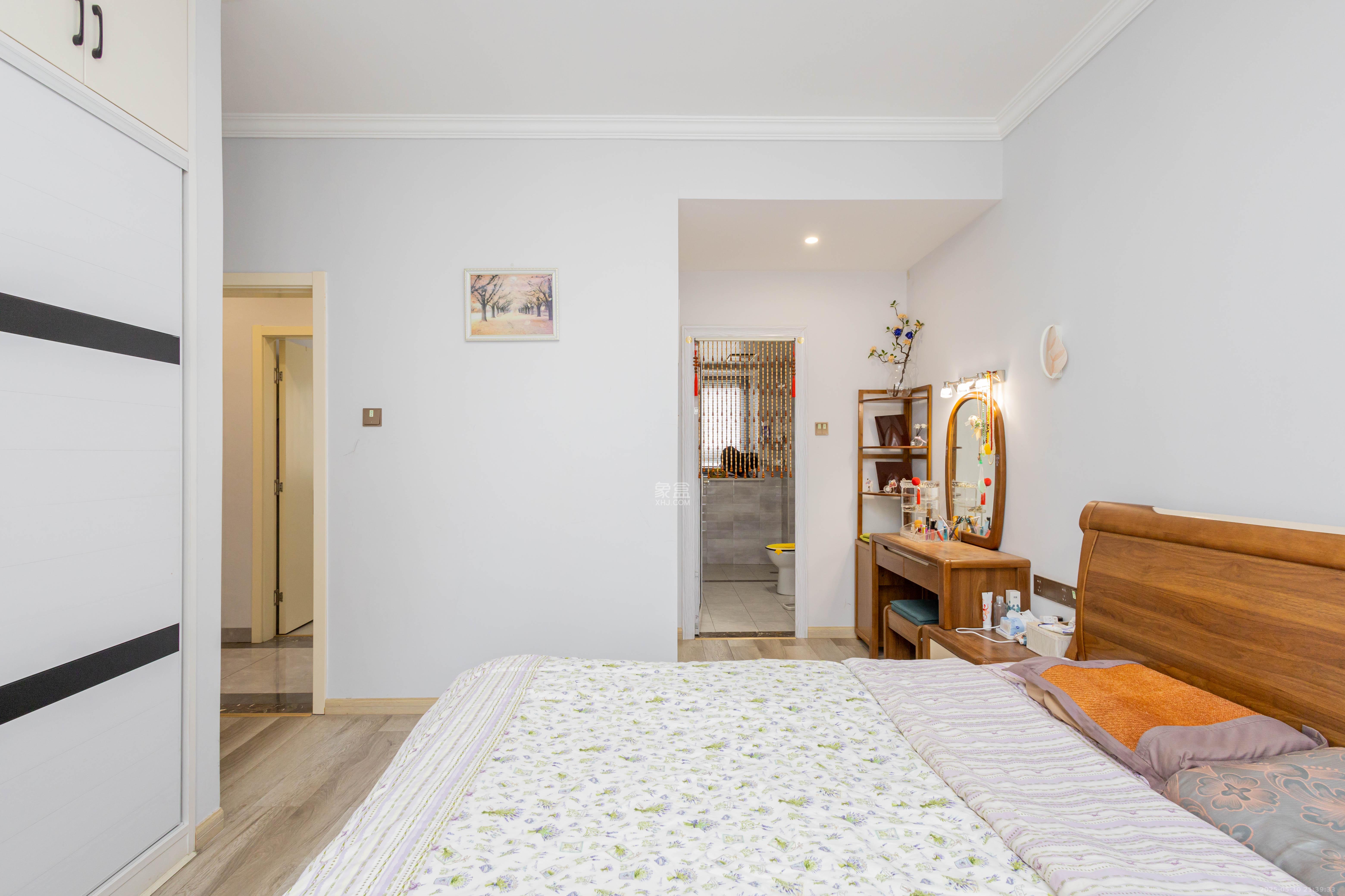 金科天悦(金科美邻汇) 3室2厅2卫 96.8万 金科天悦(金科美邻汇) 3室2厅2卫 96.8万卧室