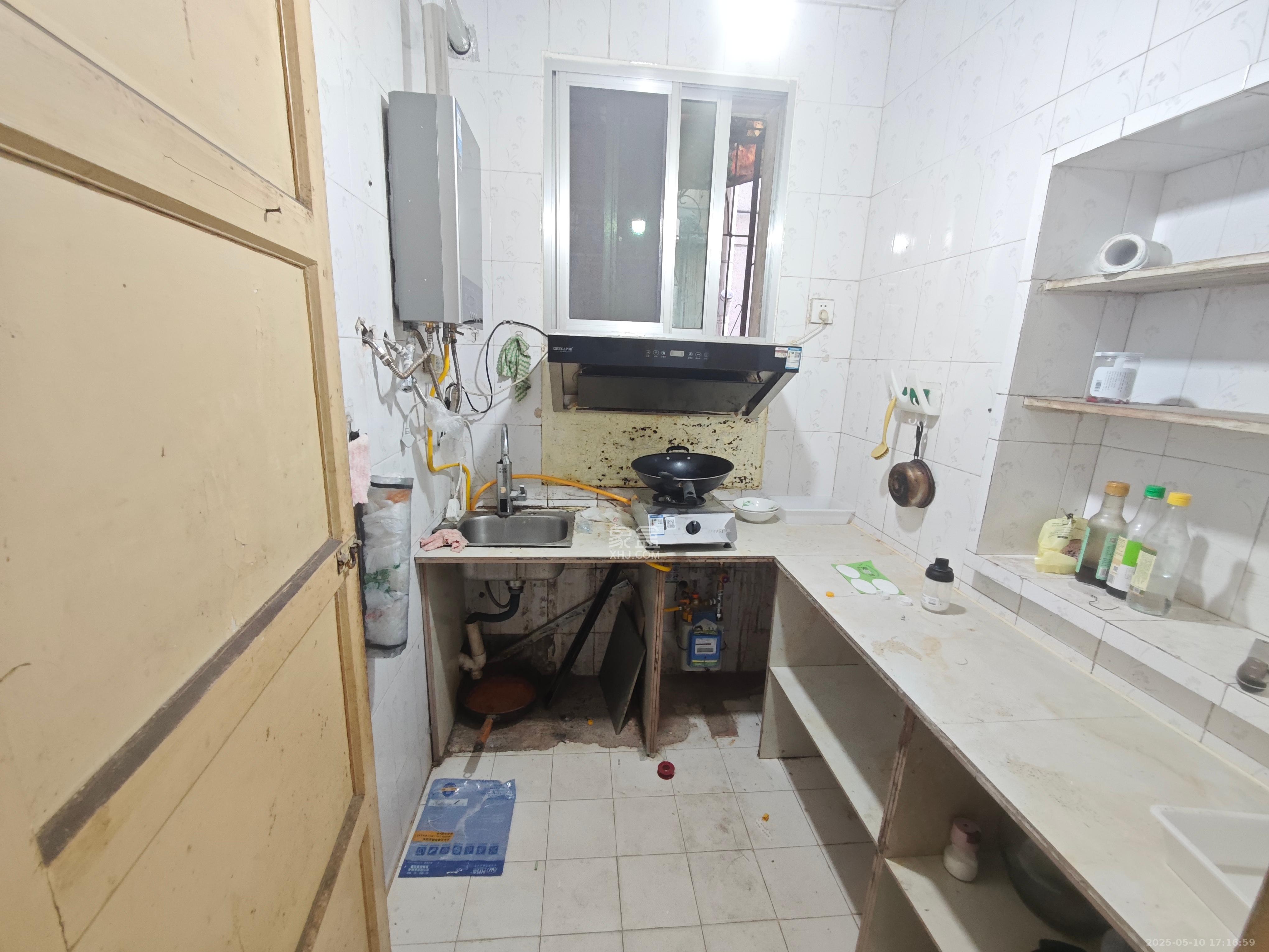 蒋家垅社区  2室1厅1卫   1200.00元/月室内图