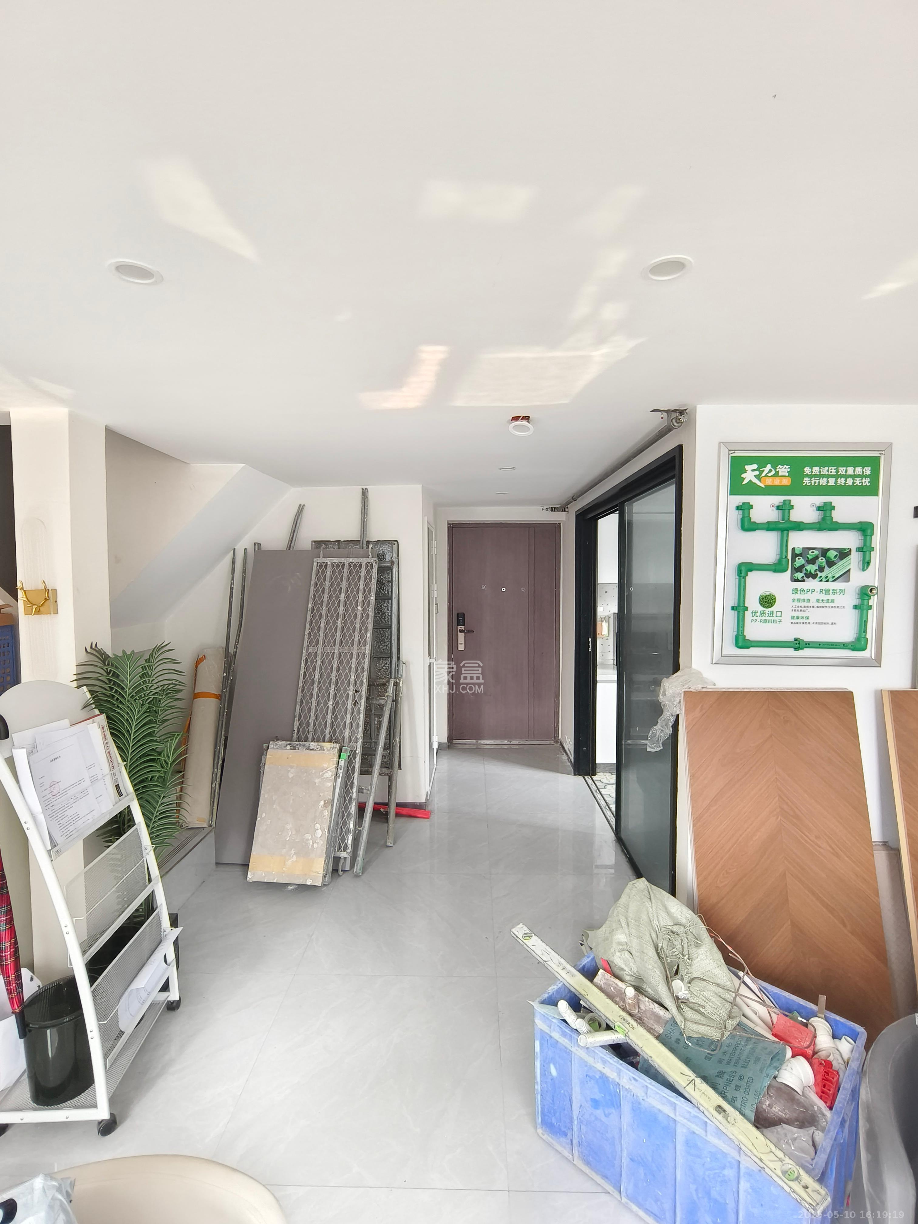 卓越中寰  2室1厅1卫   3200.00元/月室内图