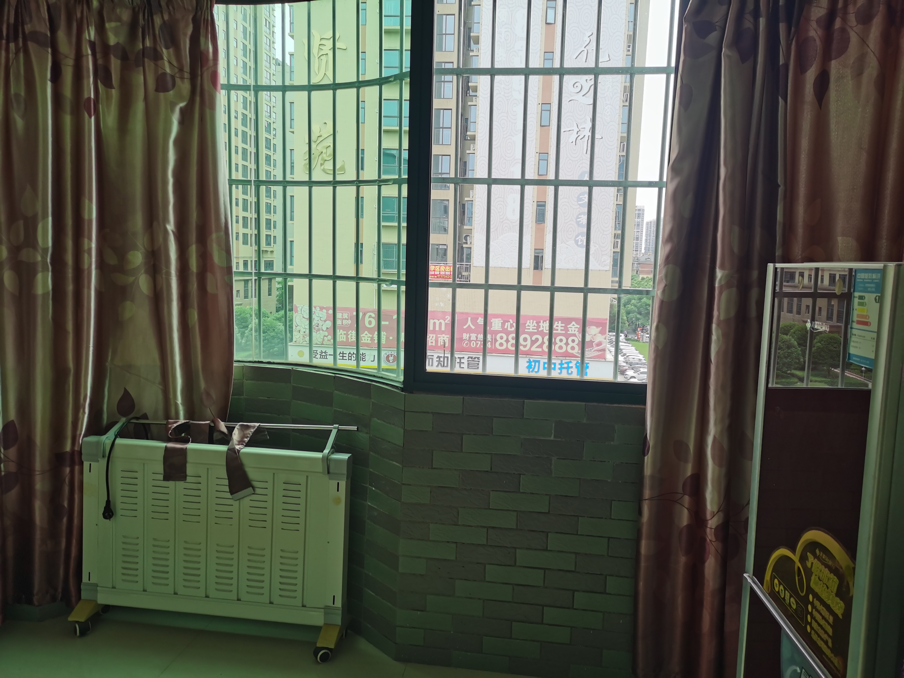 学府名苑 2室2厅1卫 1500.0元/月 学府名苑 2室2厅1卫 1500.0元/月室内图