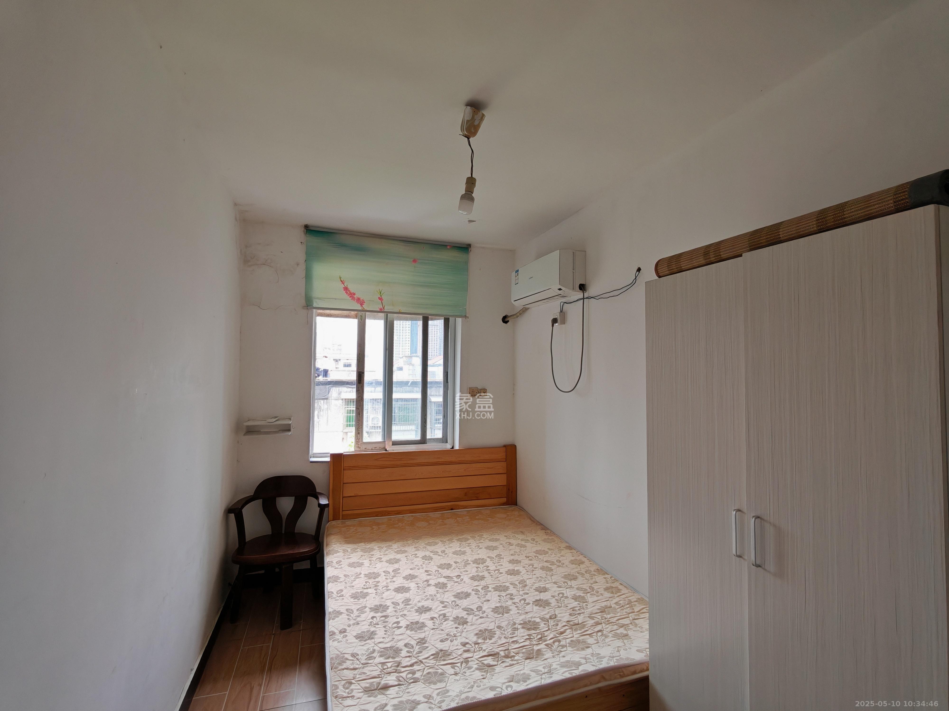 国庆新村  2室1厅1卫    1300.0元/月 国庆新村  2室1厅1卫    1300.0元/月室内图1