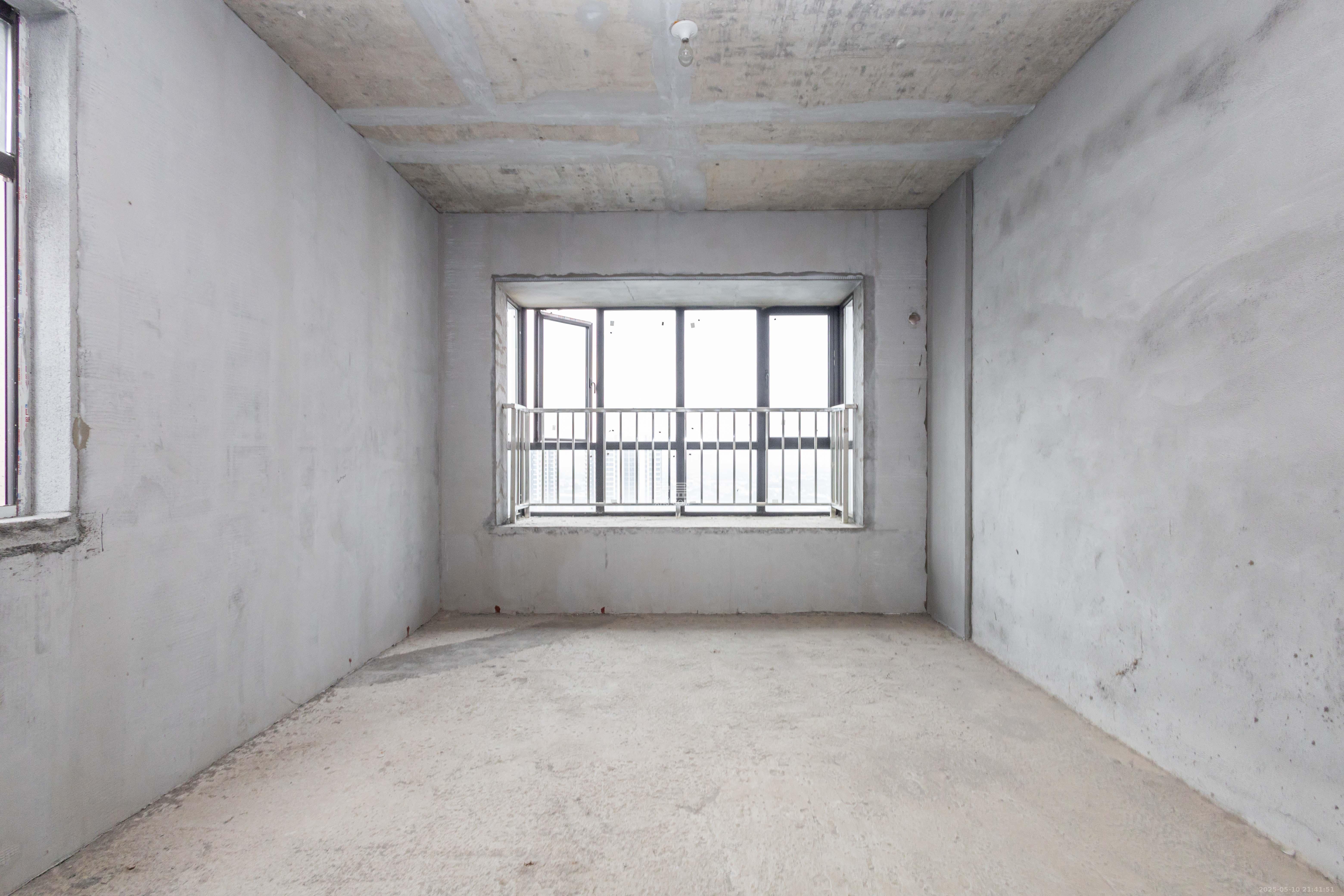 财汇新天地(财汇商务广场) 4室2厅2卫 76.0万 财汇新天地(财汇商务广场) 4室2厅2卫 76.0万卧室