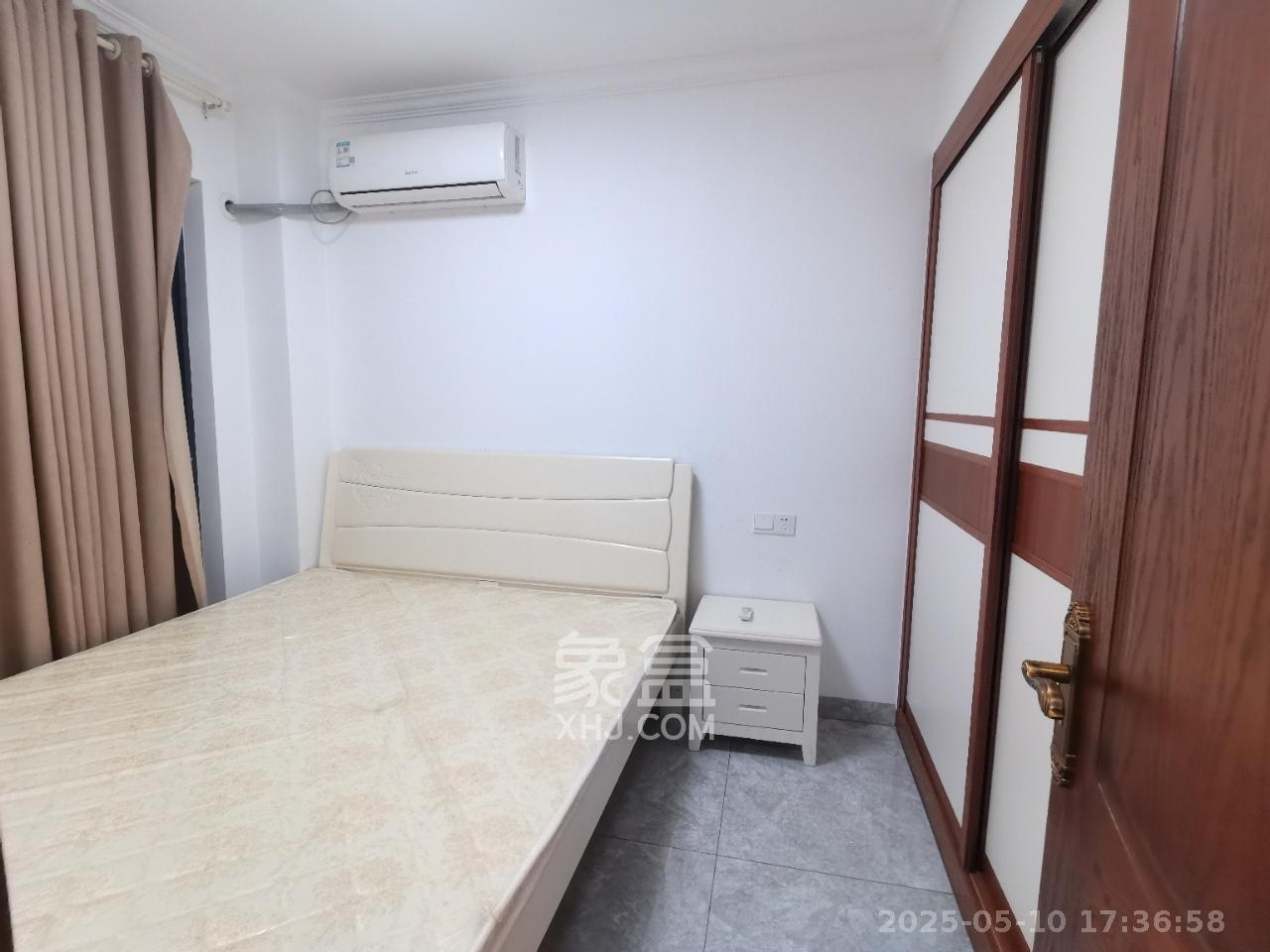 汇一城（汇壹公馆）  1室2厅2卫   2600.00元/月室内图