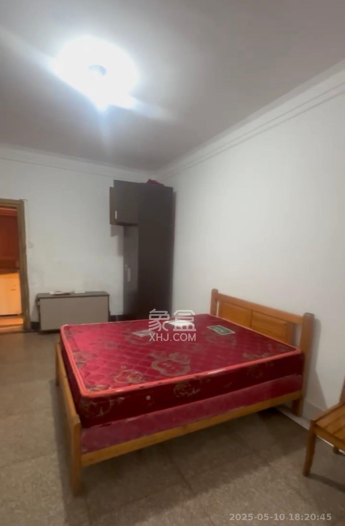 朝阳一、二村 0室0厅1卫 800.0元/月 朝阳一、二村 0室0厅1卫 800.0元/月室内图