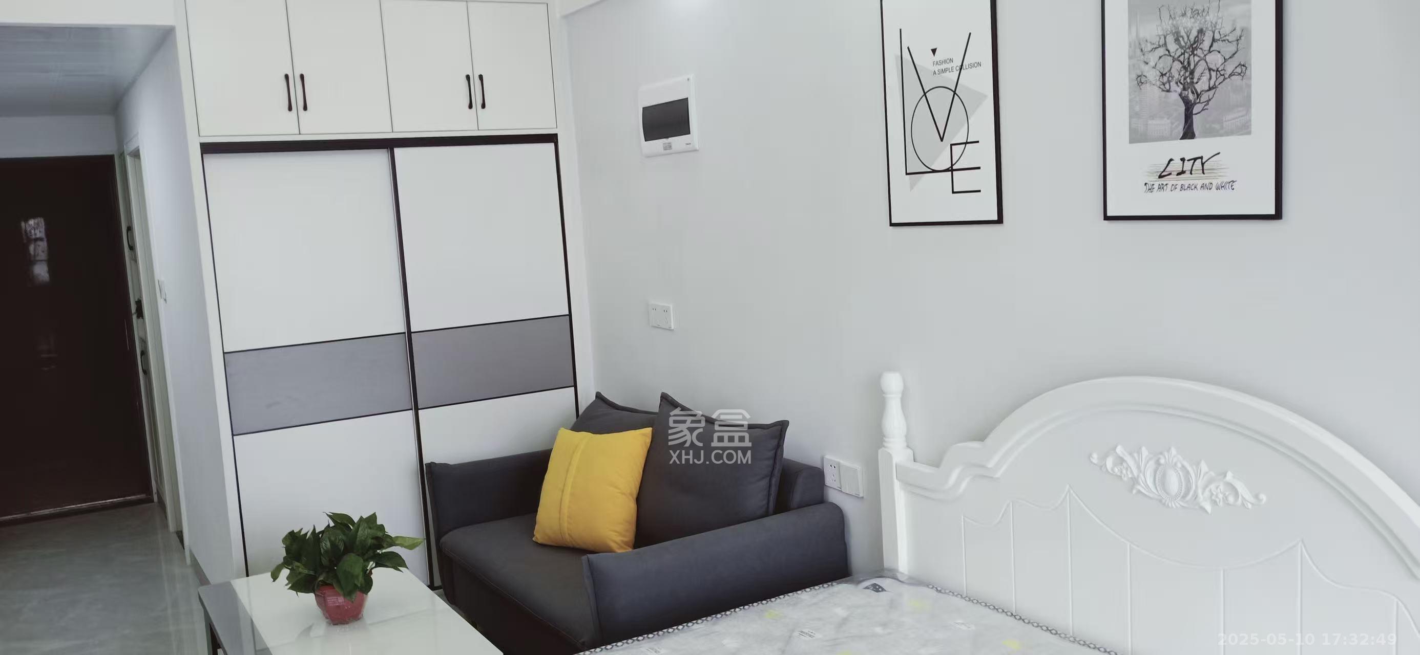 龙湖湘江星座(祺鑫星座公寓) 1室1厅1卫 1400.0元/月 龙湖湘江星座(祺鑫星座公寓) 1室1厅1卫 1400.0元/月室内图