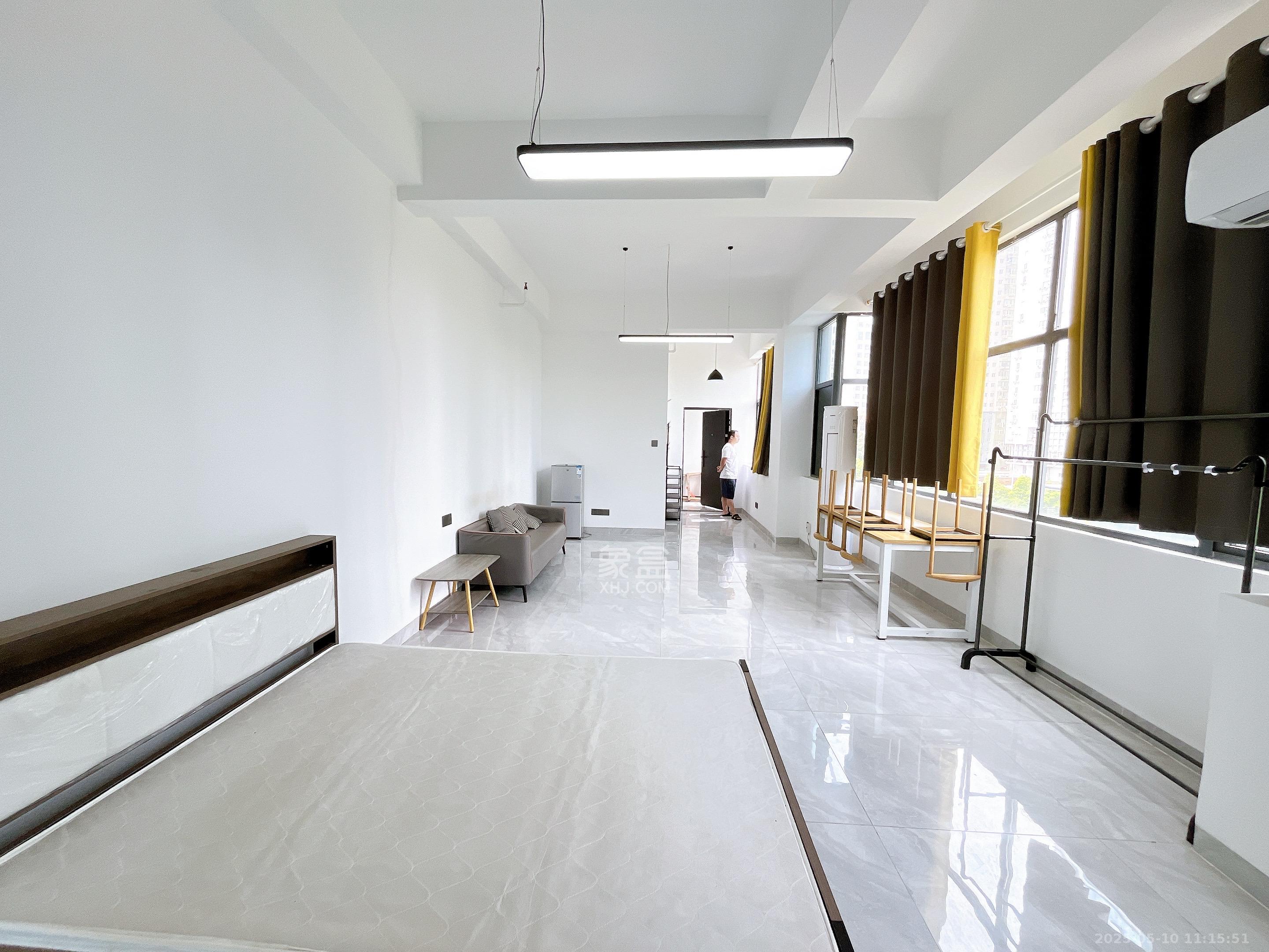 新奥大厦 1室1厅1卫 2000.0元/月 新奥大厦 1室1厅1卫 2000.0元/月室内图