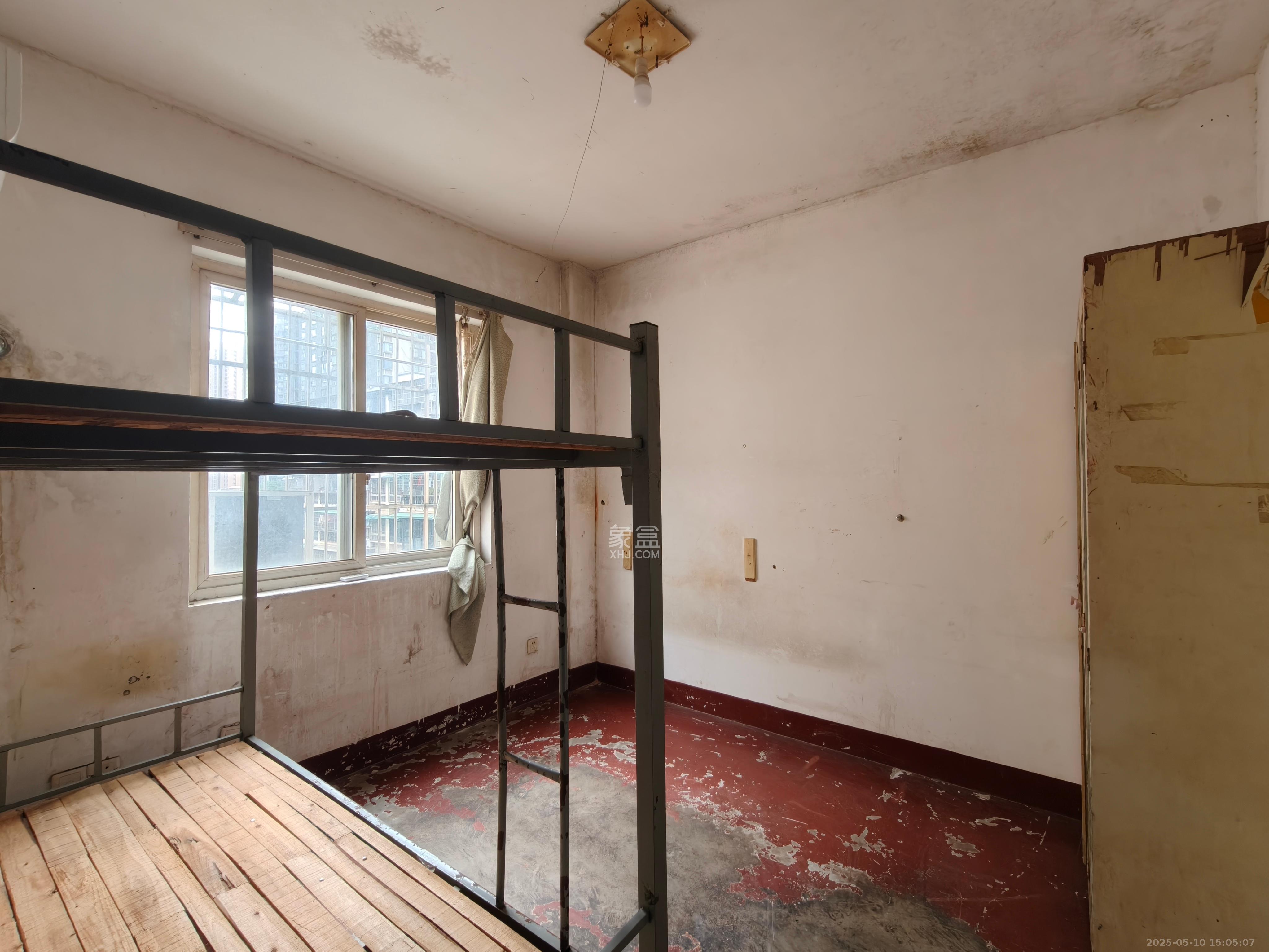 明珠苑 3室2厅1卫 2500.0元/月 明珠苑 3室2厅1卫 2500.0元/月室内图