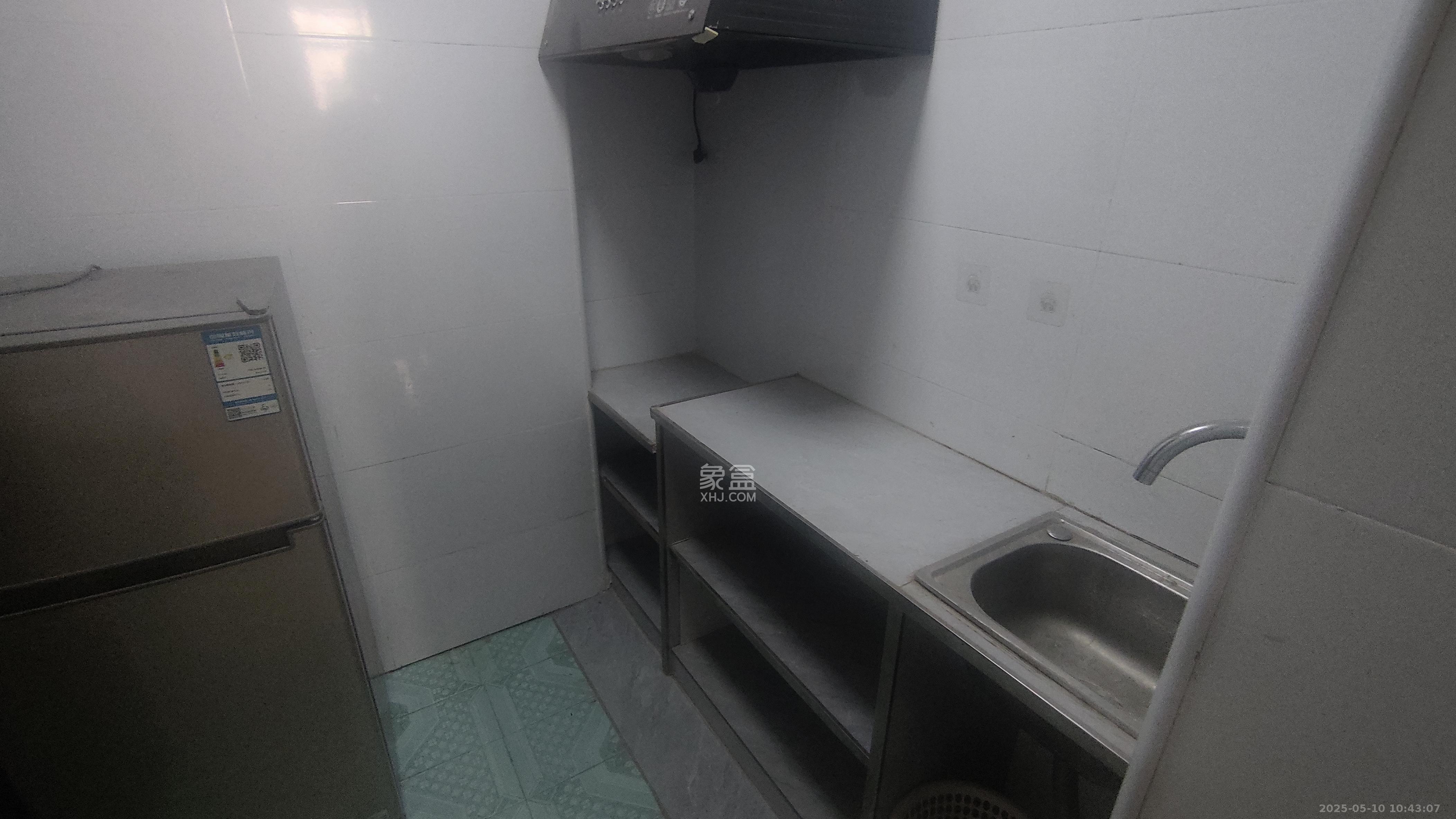 涧塘小区  1室0厅0卫    1300.0元/月室内图